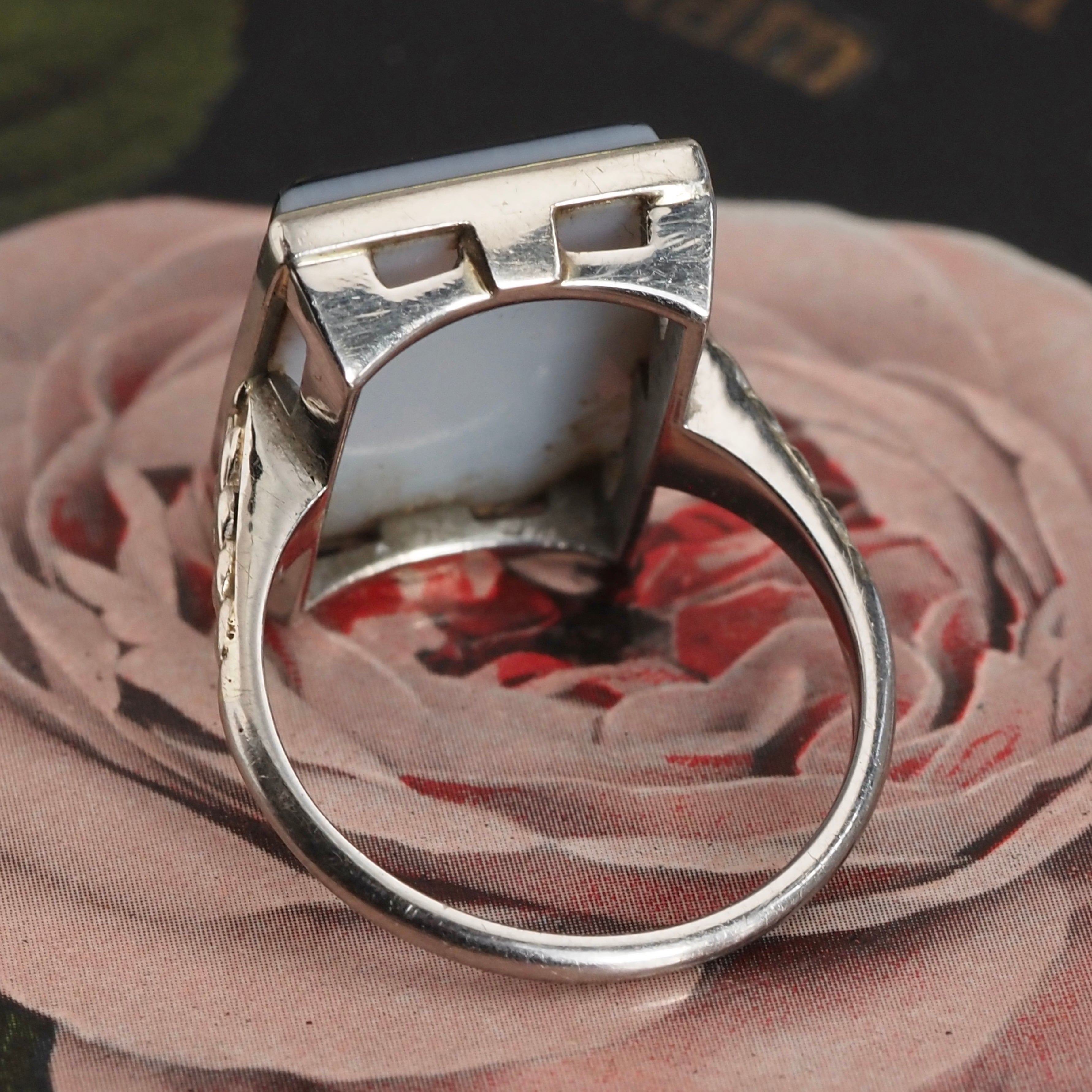 Vintage Art Deco Style Artemis/Diana Banded Agate Intaglio 18k White Gold Ring