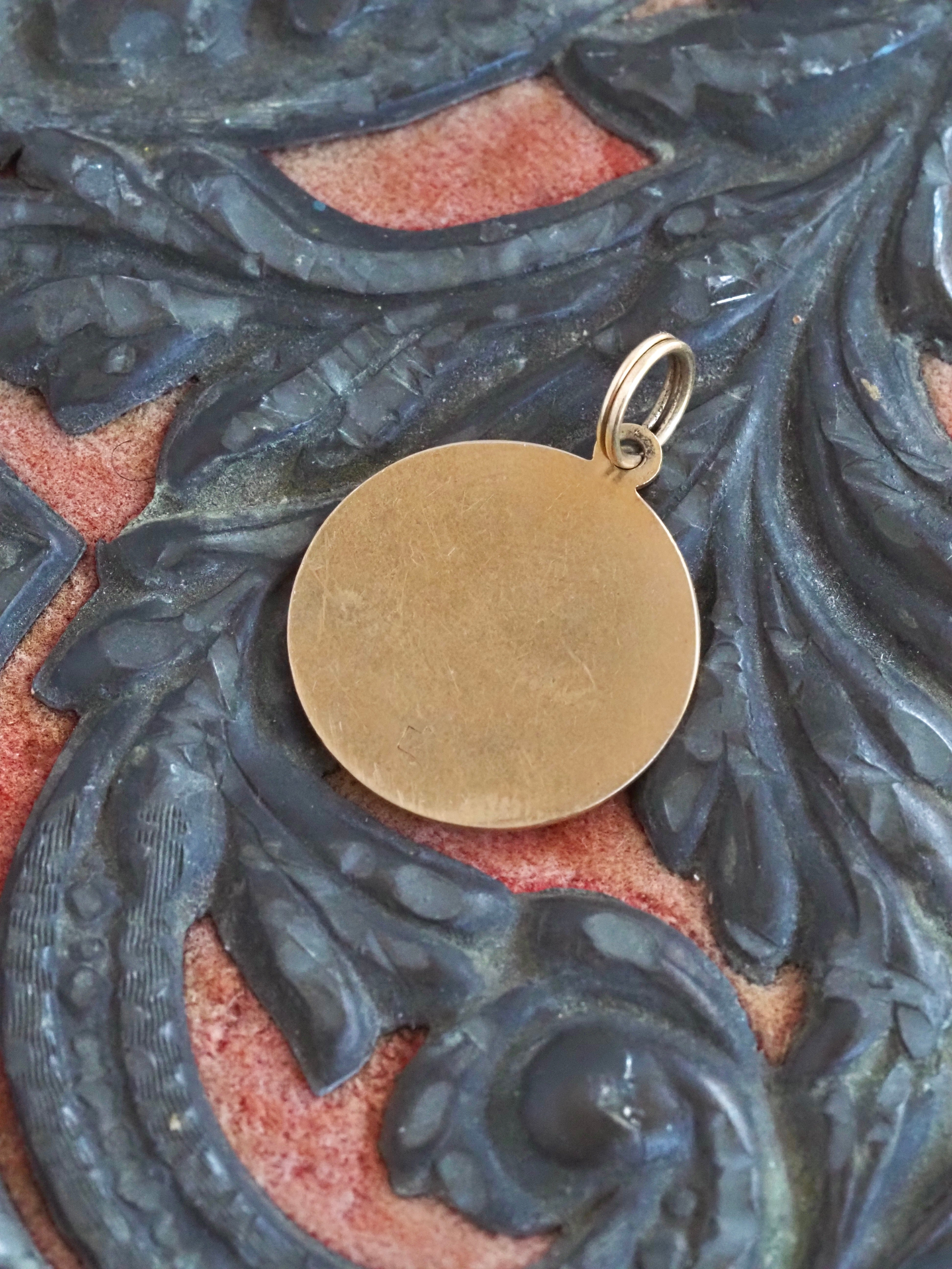 Vintage 14k Gold Leo Charm