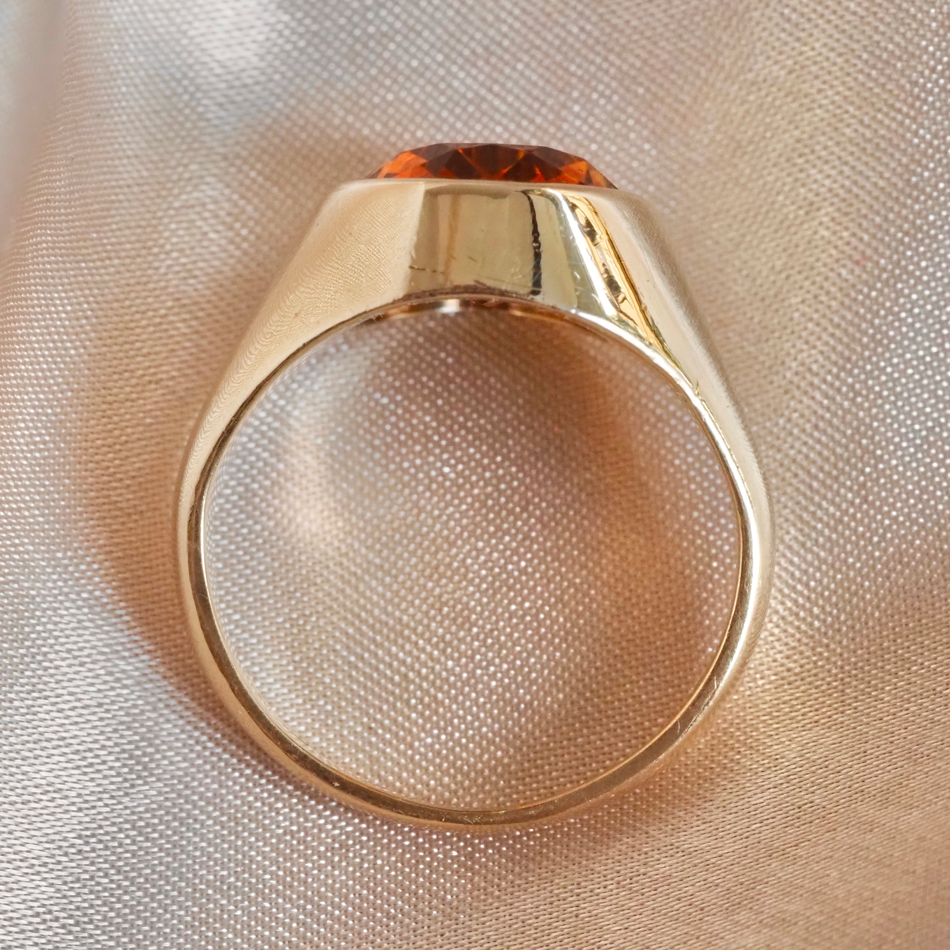 Vintage English Citrine 9k Gold Signet Ring