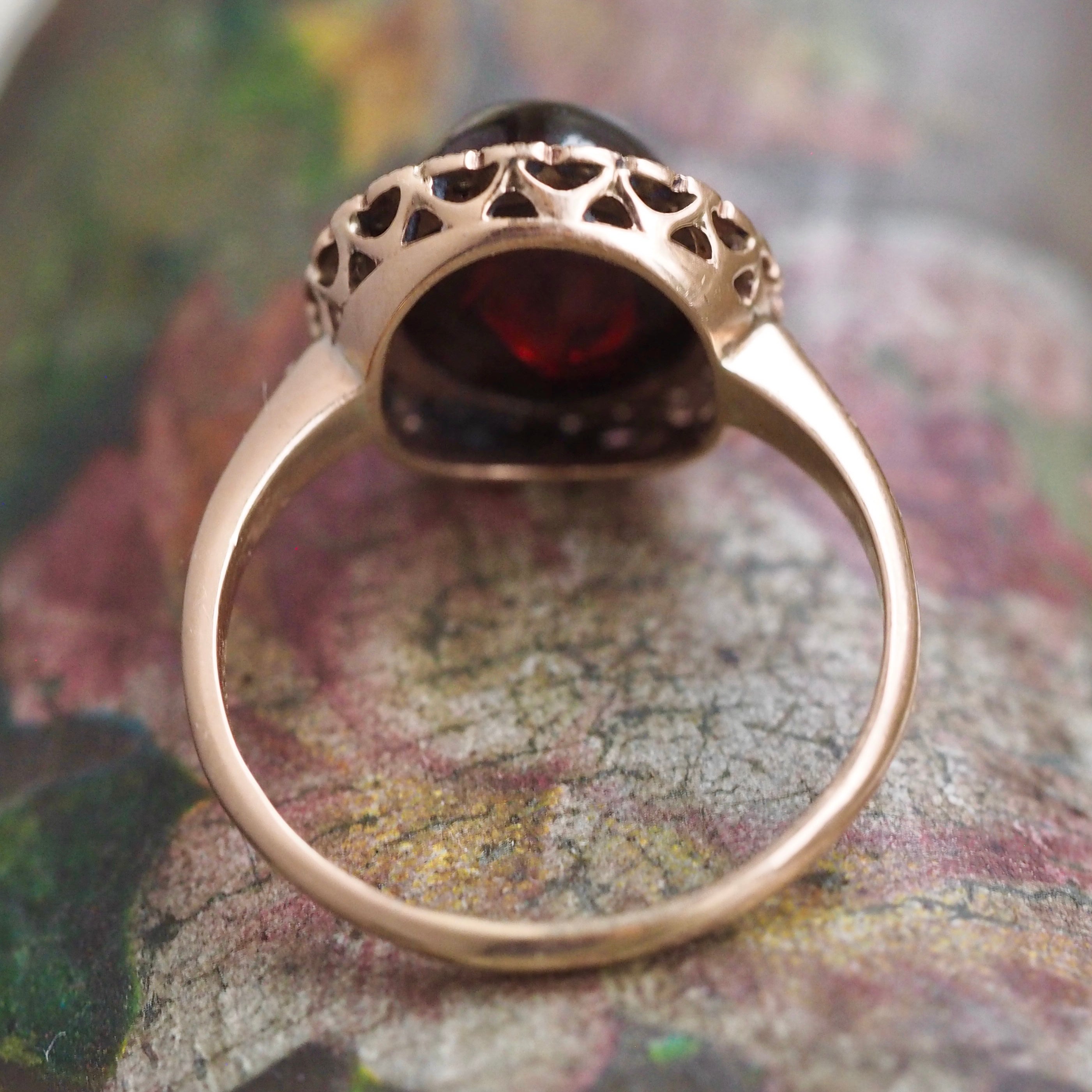 Antique 14k Gold Garnet and Rose Cut Diamond Ring