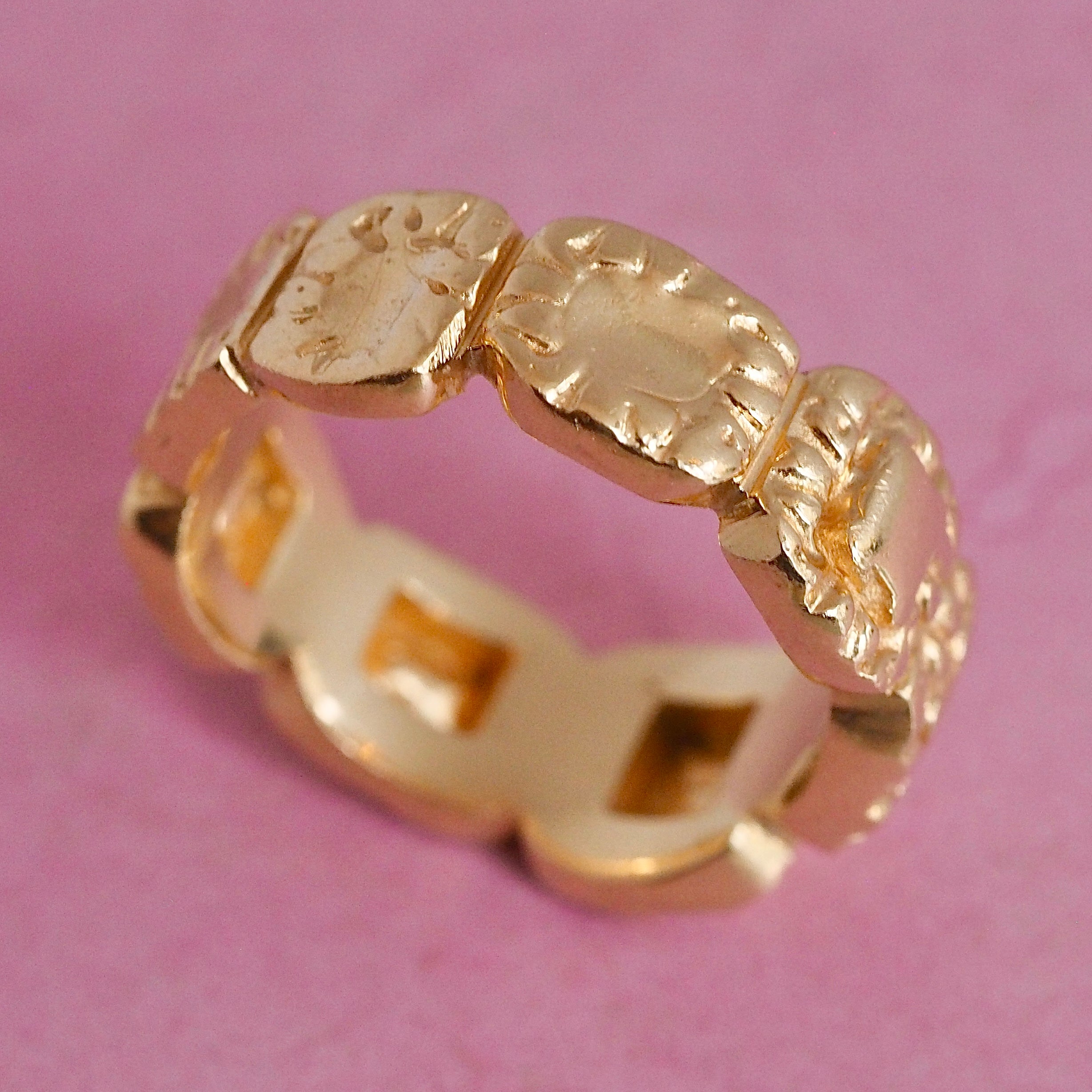 Vintage Artisan 18k Gold Thick Paneled Band