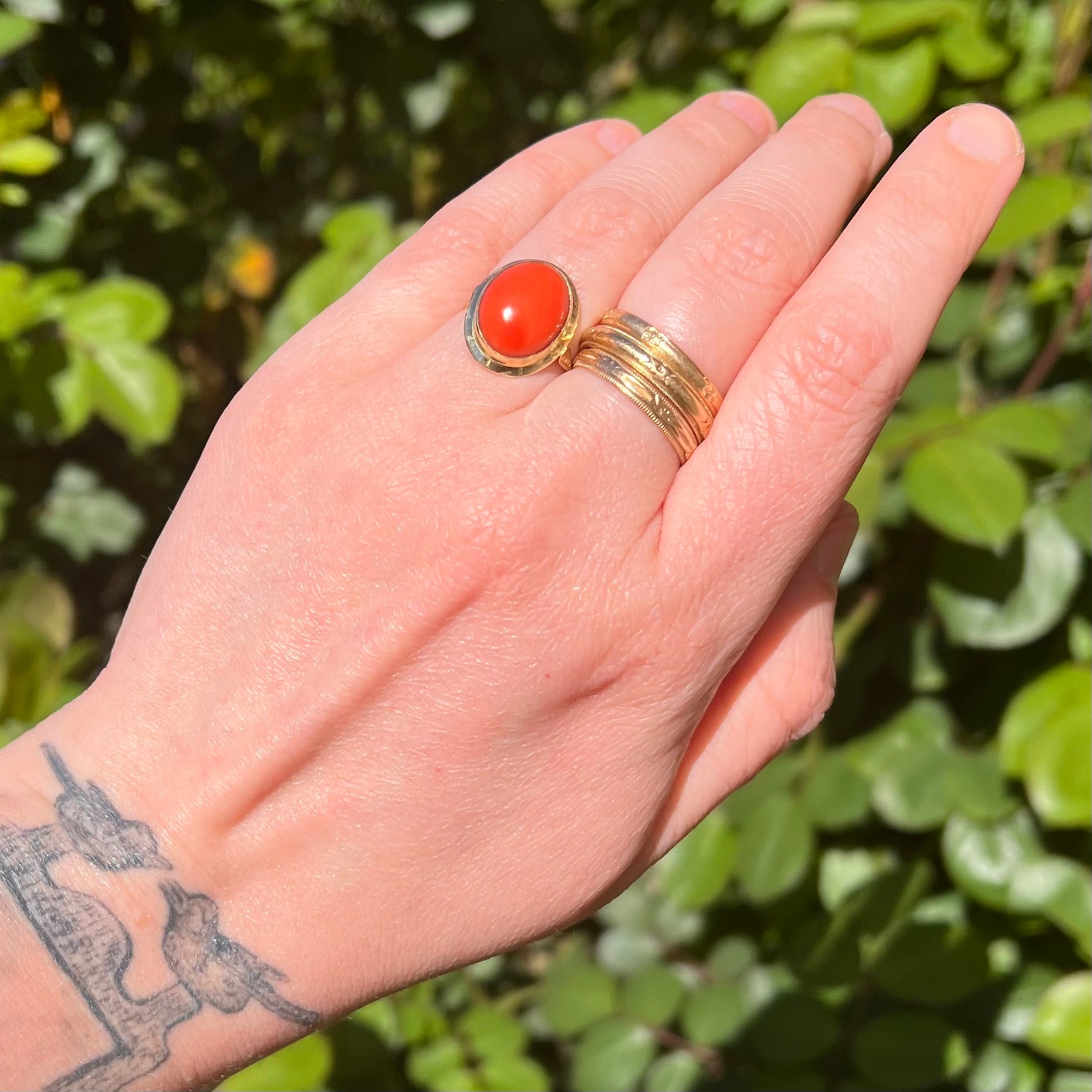 Vintage 14k Gold Coral Bezel Set Ring