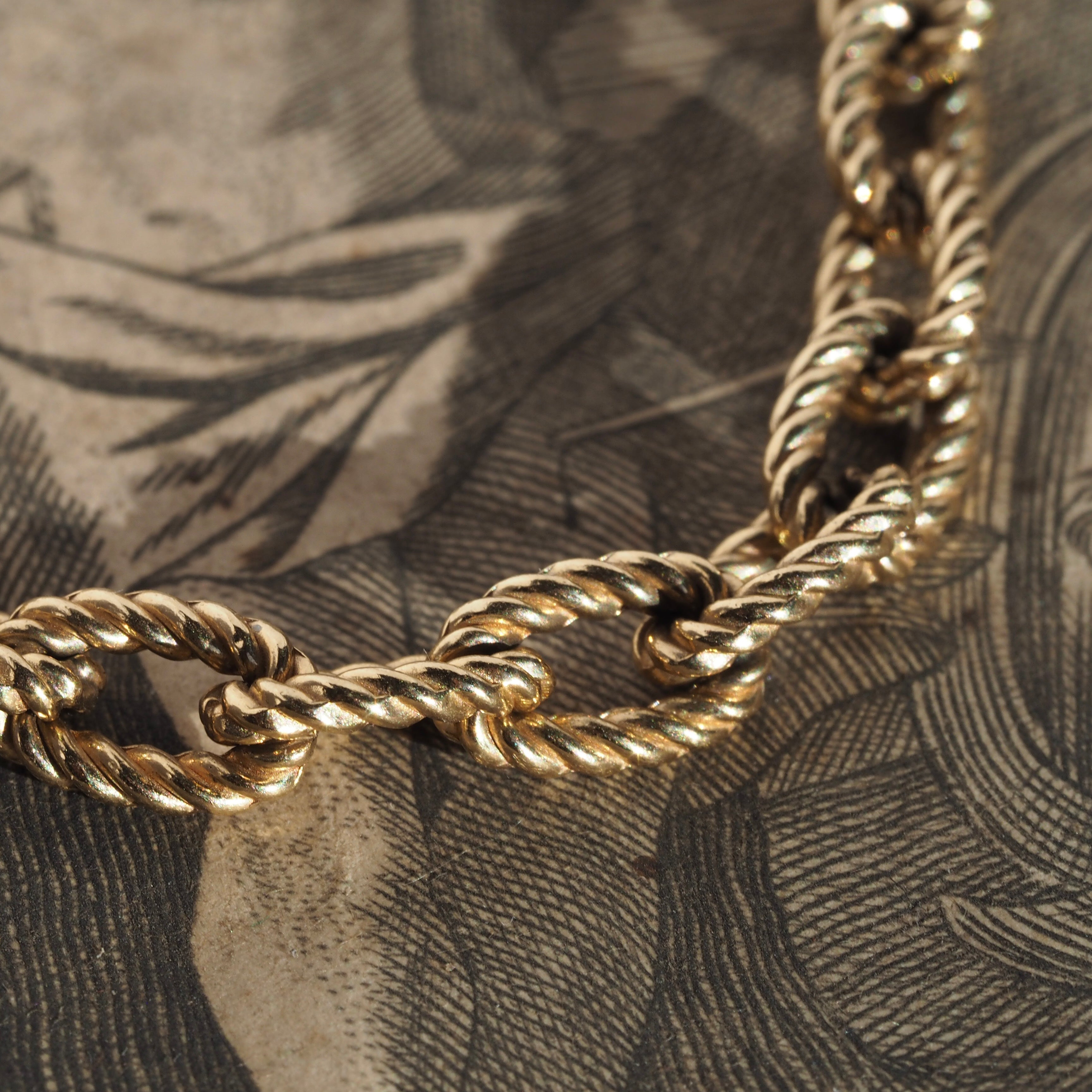 Vintage 14k Gold Braided Oval Link Bracelet