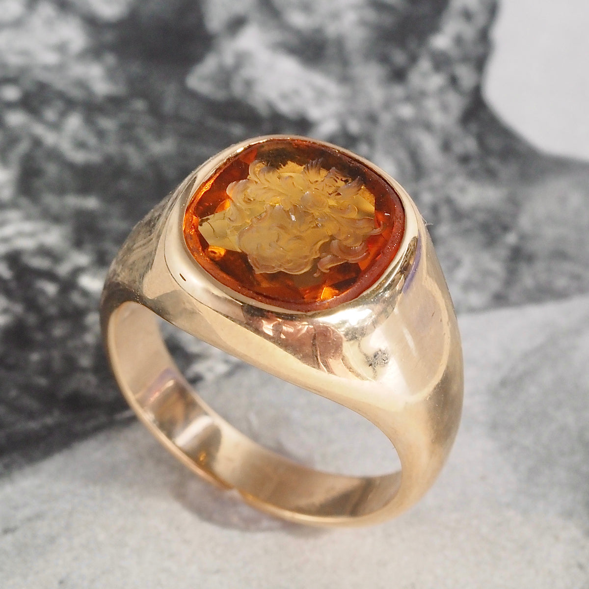 Vintage Citrine Crest Intaglio 14k Gold Signet Ring