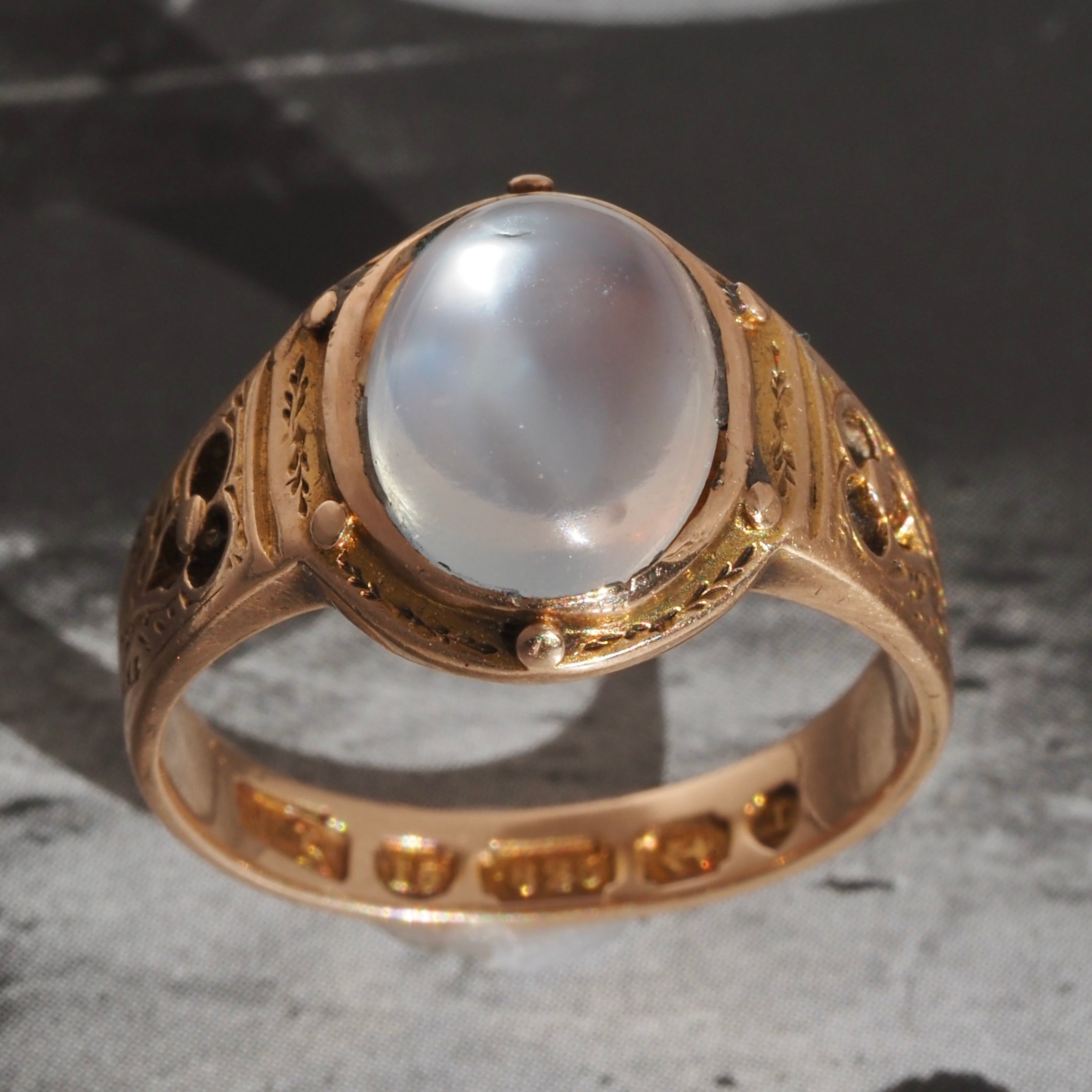 Antique c. 1868 English Moonstone 15k Gold Ring