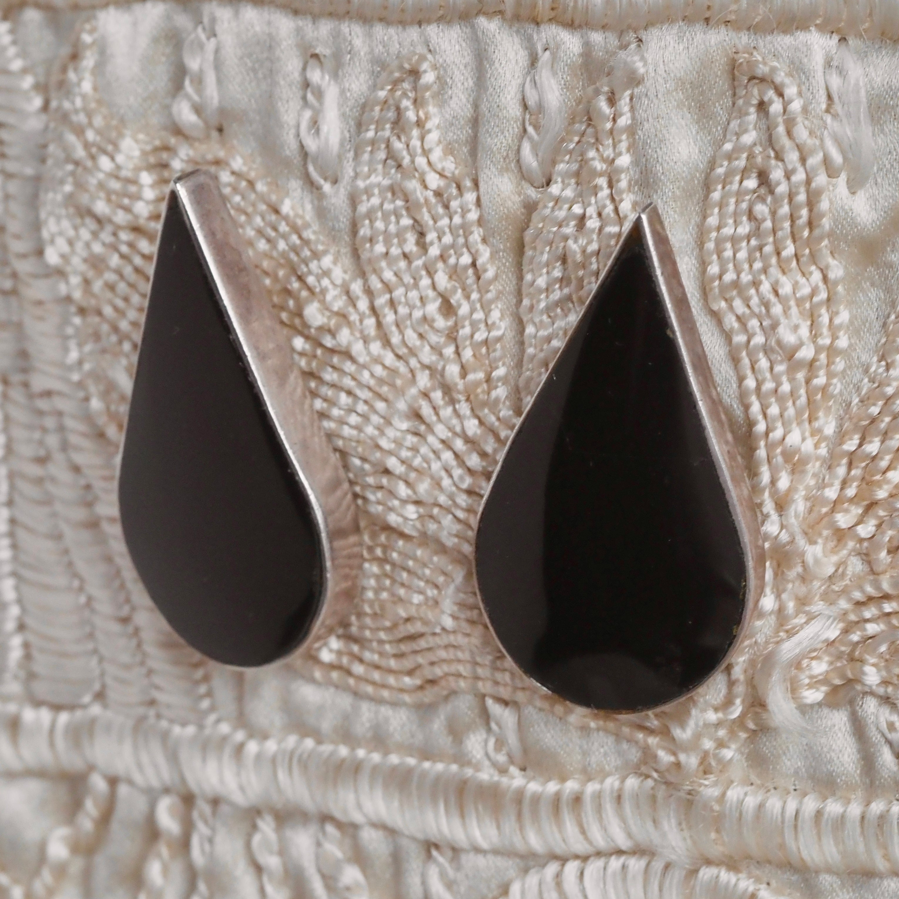 Vintage Taxco Onyx Sterling Silver Teardrop Earrings