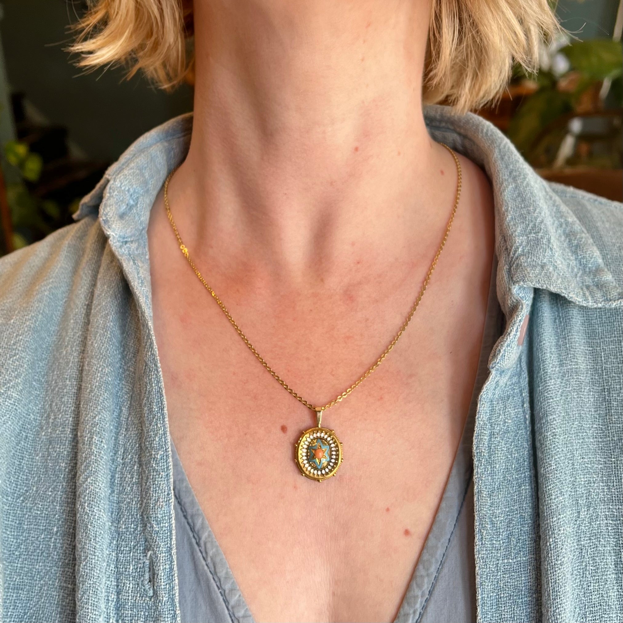 Antique Victorian 14k Gold Enamel and Coral Starburst Pendant