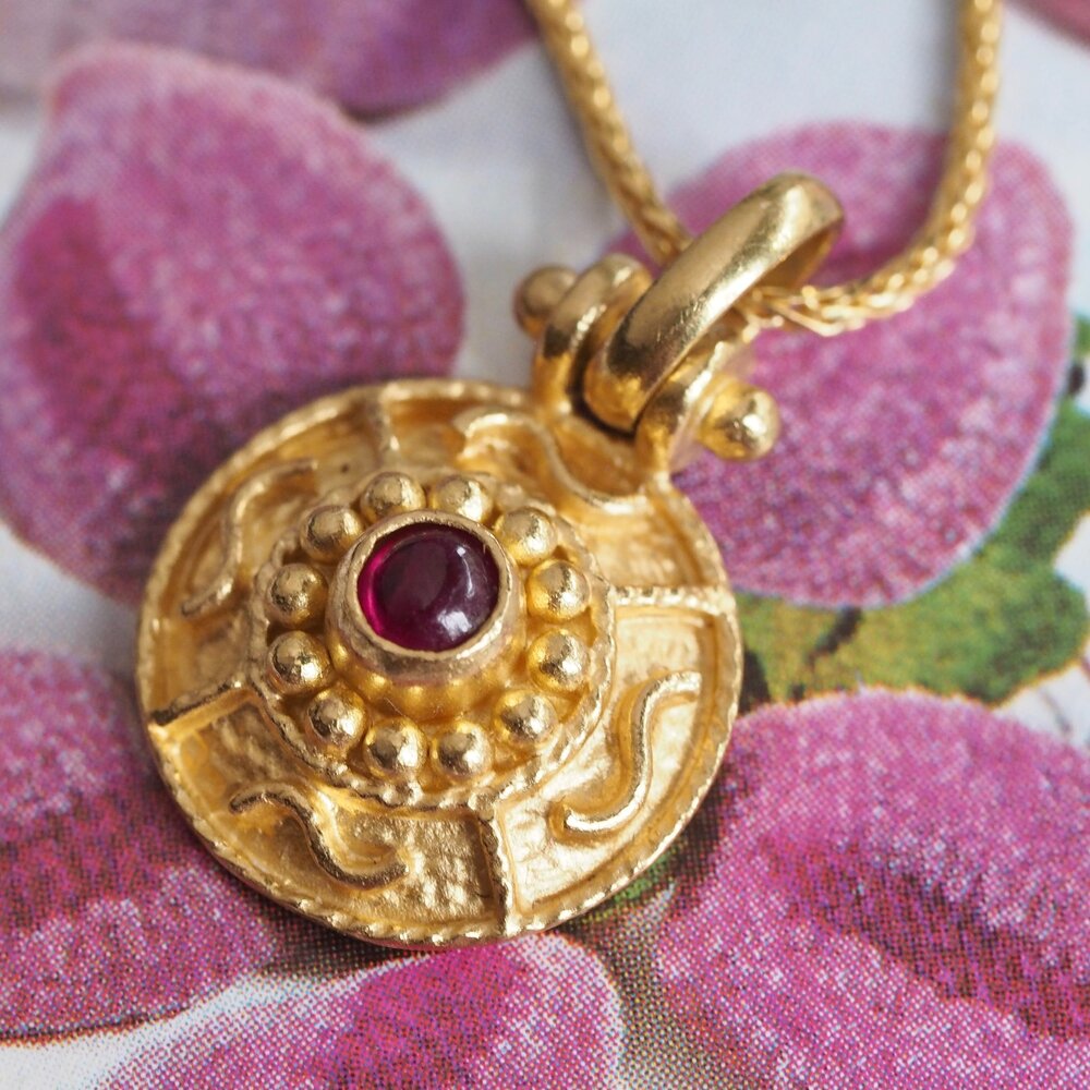 Vintage Italian 18k Gold Etruscan Style Ruby Pendant