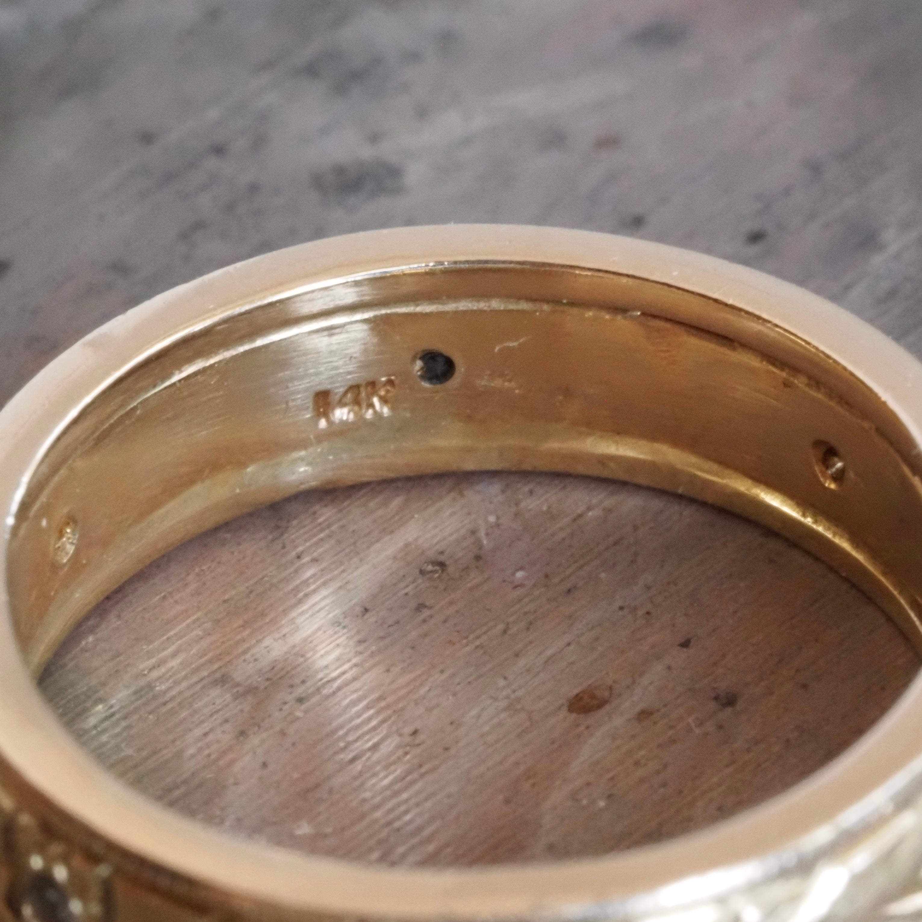 Vintage Diamond 14k Gold Engraved Band