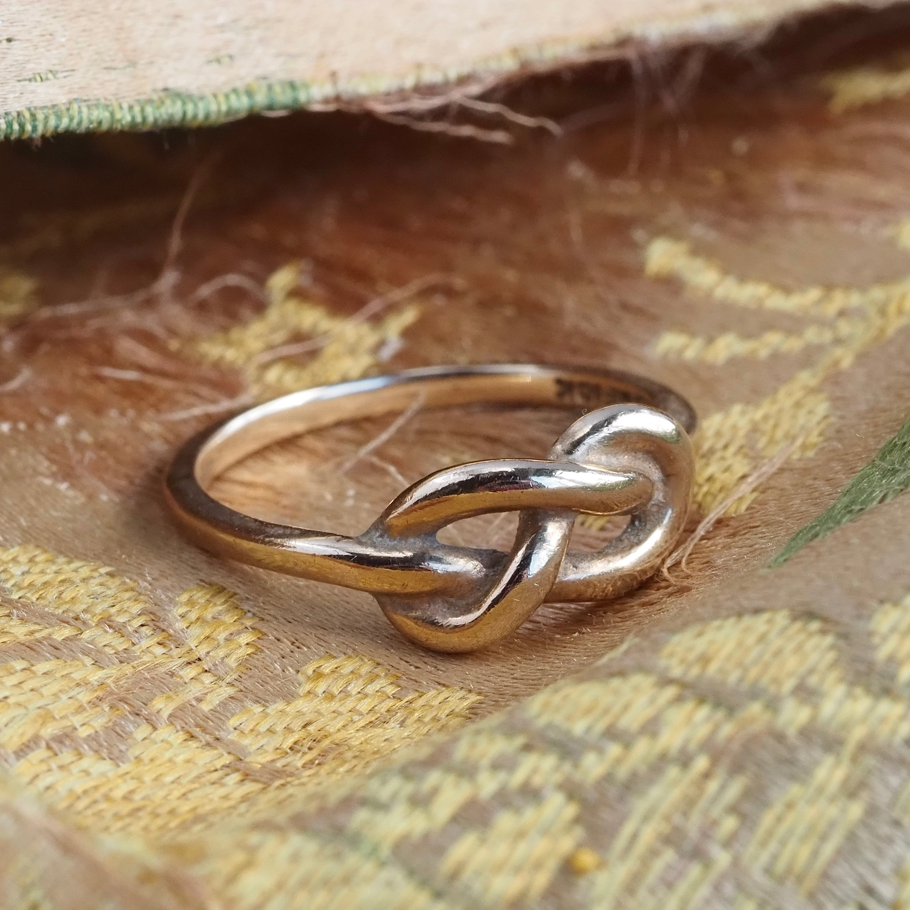Vintage Knot 10k Gold Ring