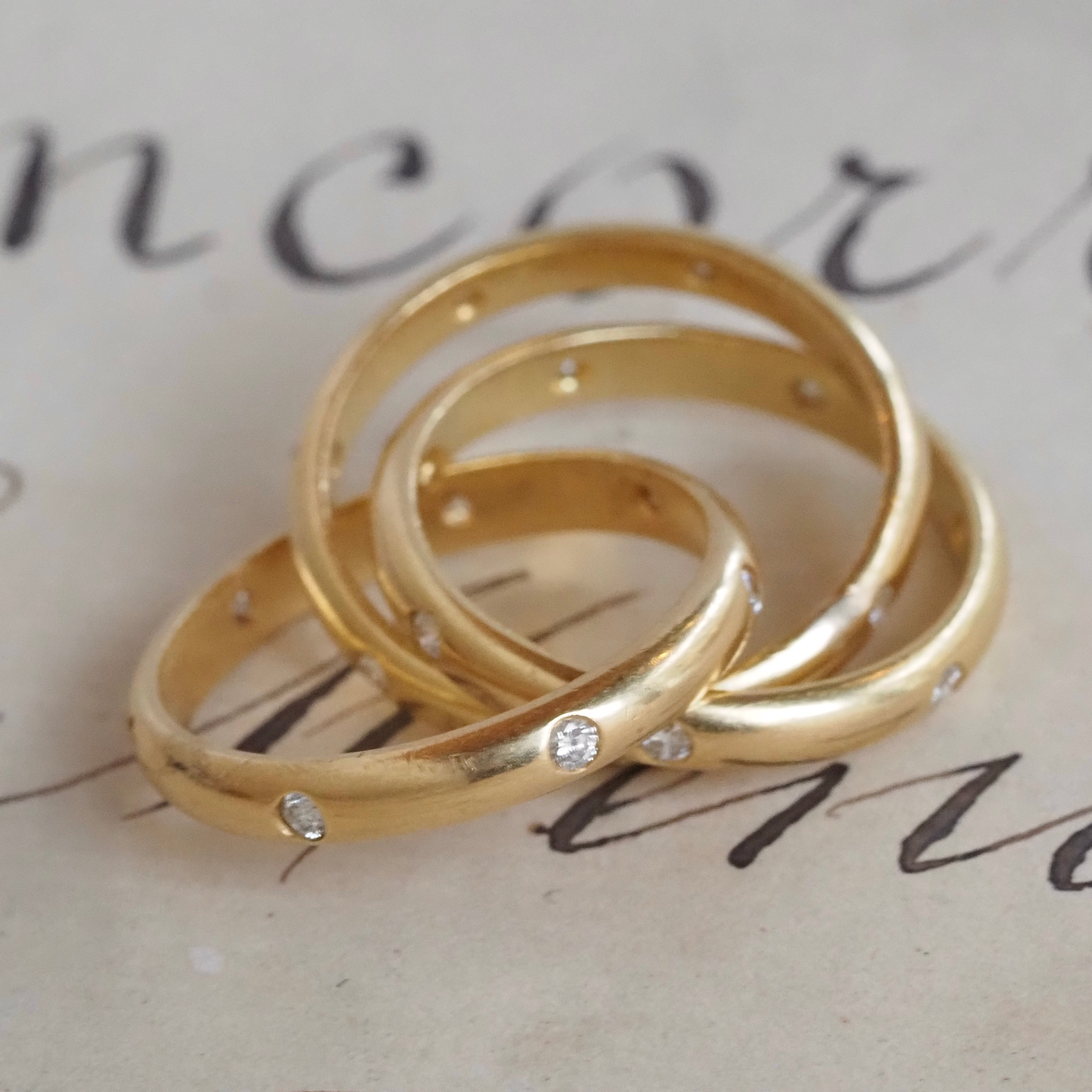 18k Gold Diamond Triple Rolling Ring