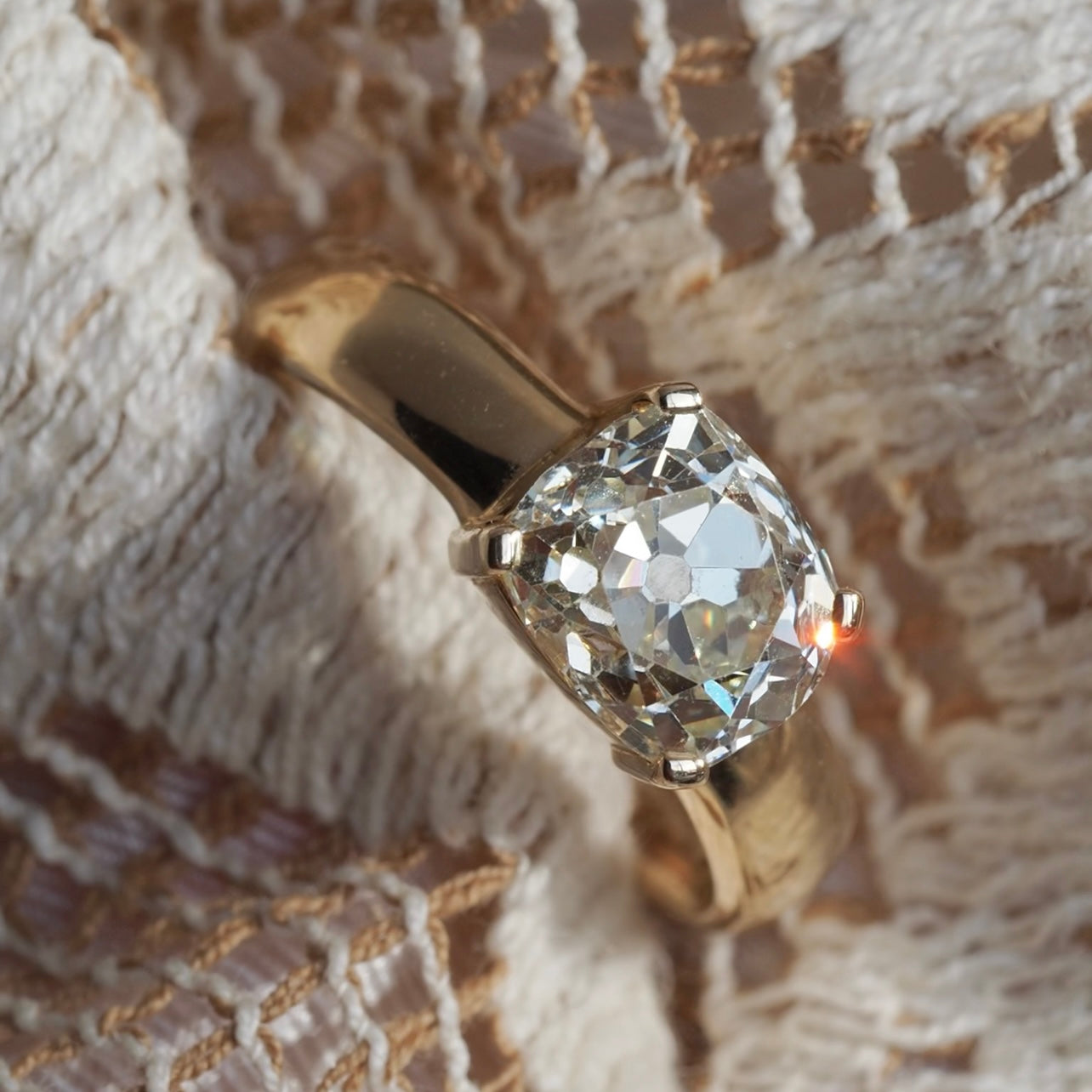 Antique 1.62ct Old Mine Cut Cushion Diamond in 14k Gold Engagement Ring