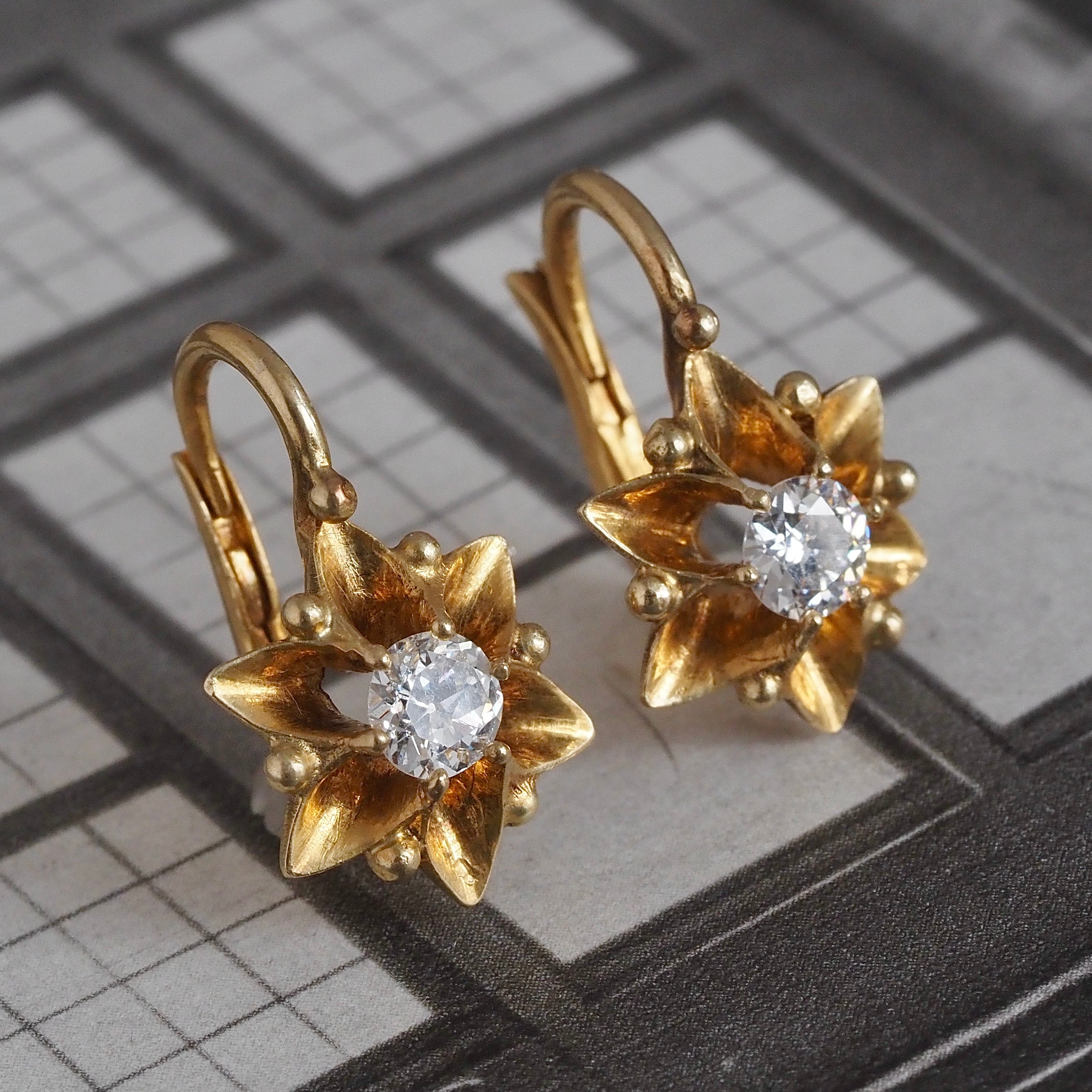 Antique Old European Cut Diamond Flower/Snowflake Hingeback 18k Gold Earrings