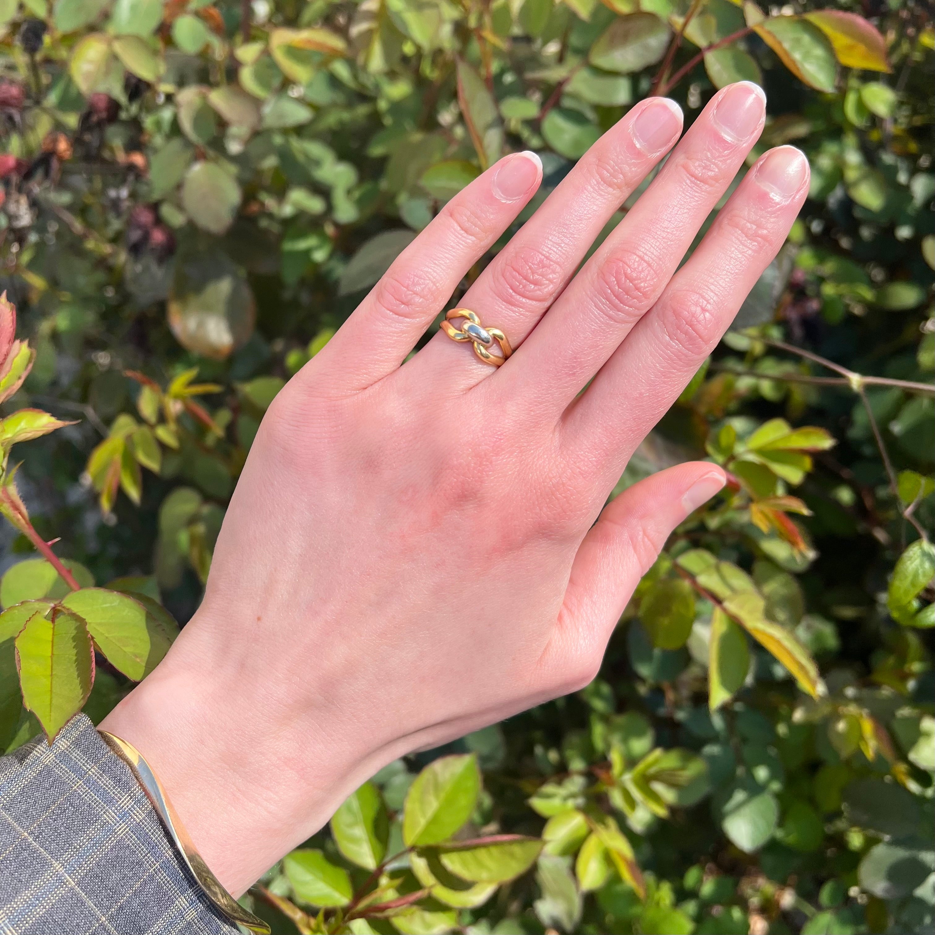 Vintage Knot 18k White & Yellow Gold Ring