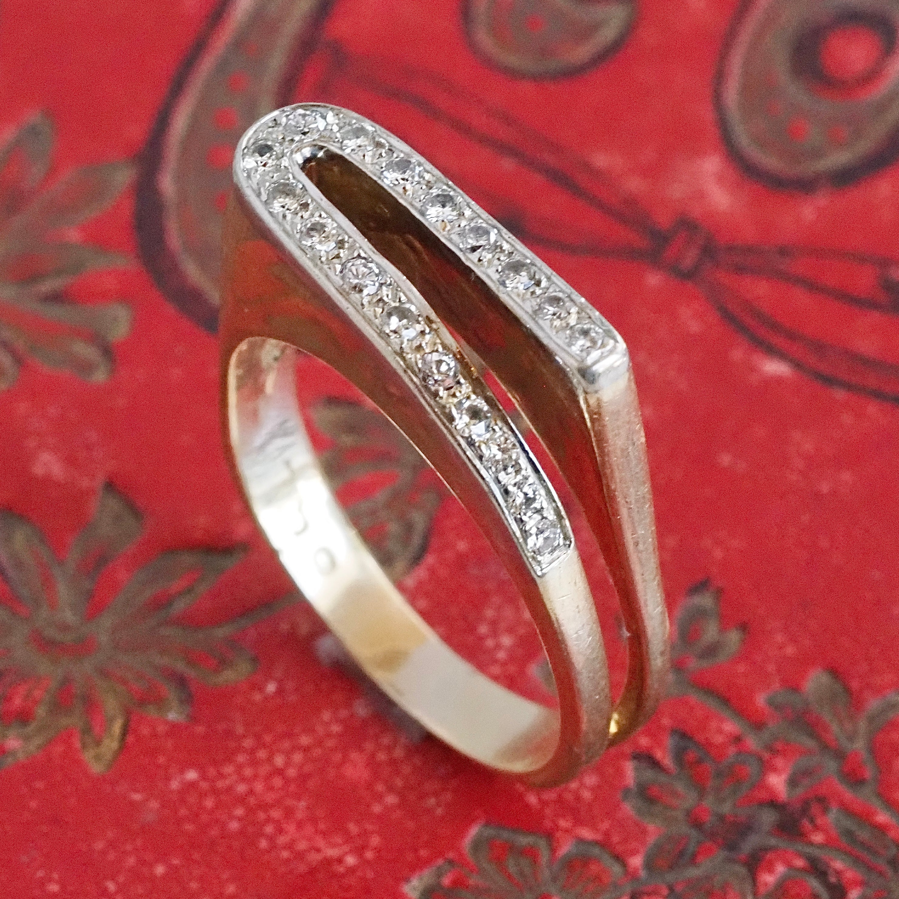 Vintage Modernist 14k Gold and Diamond Wave Ring