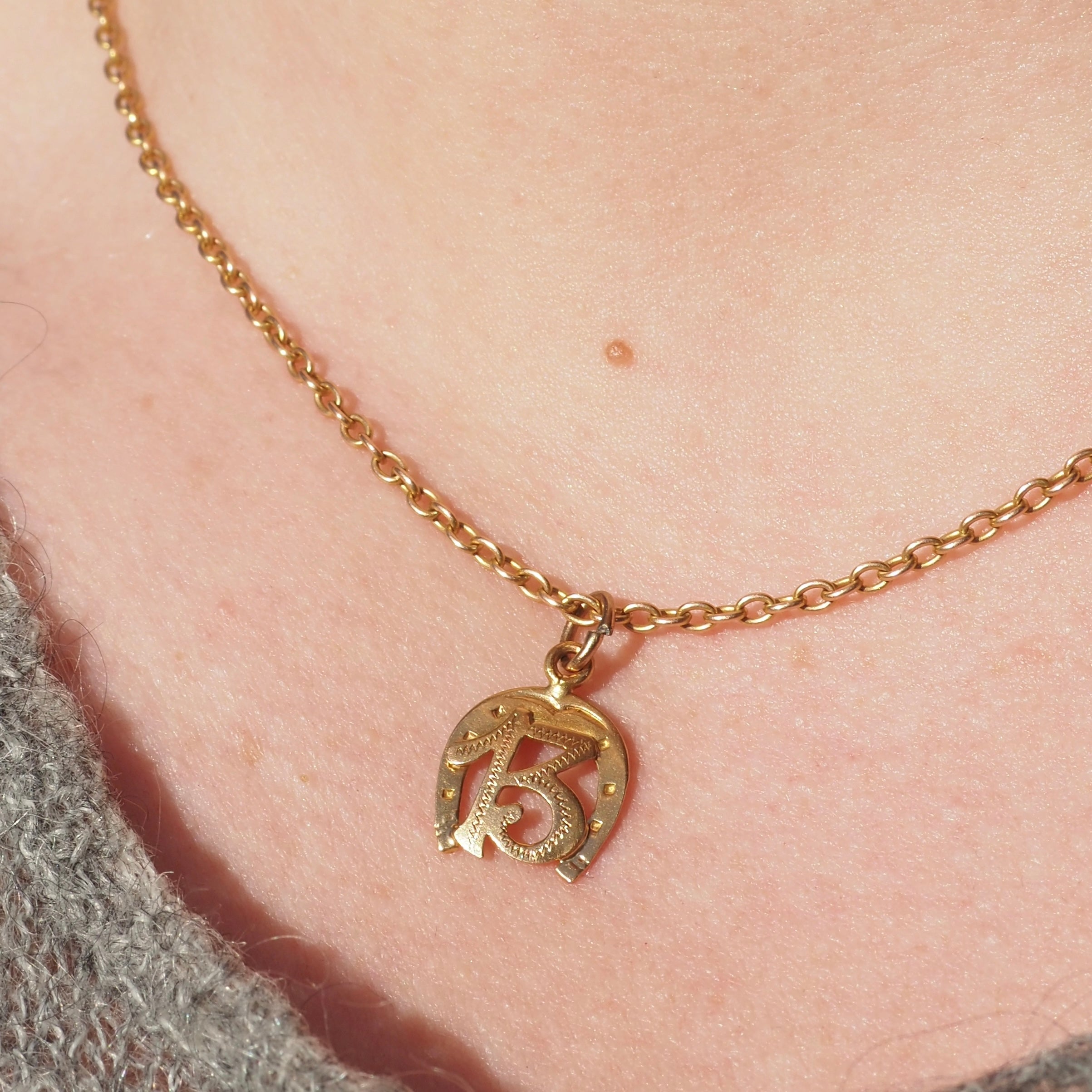 Victorian Lucky 13 Horseshoe 18k Gold Charm