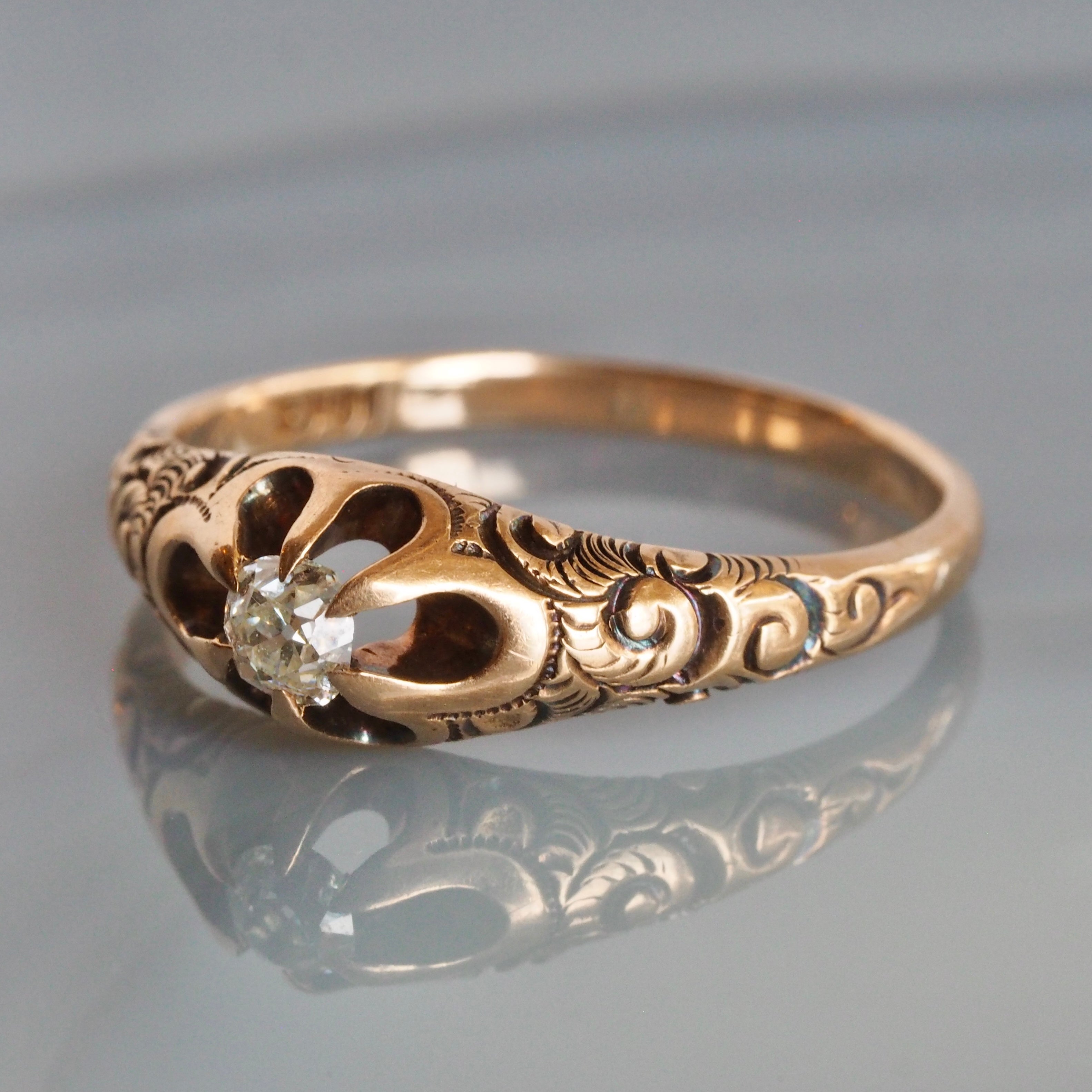 Antique Victorian 14k Gold Old Mine Cut Diamond Belcher Set Ring