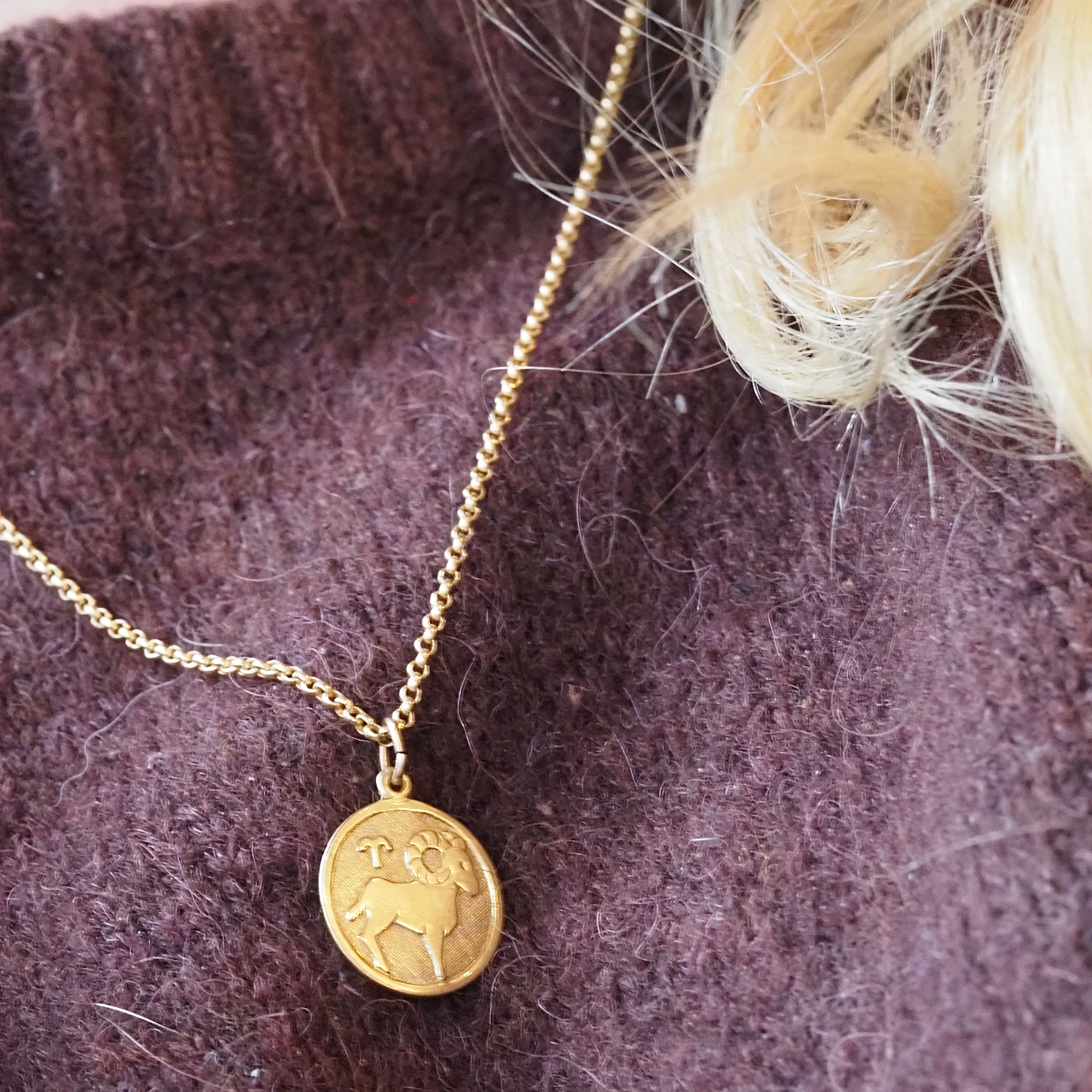 Vintage Aries Ram 14k Gold Charm Pendant