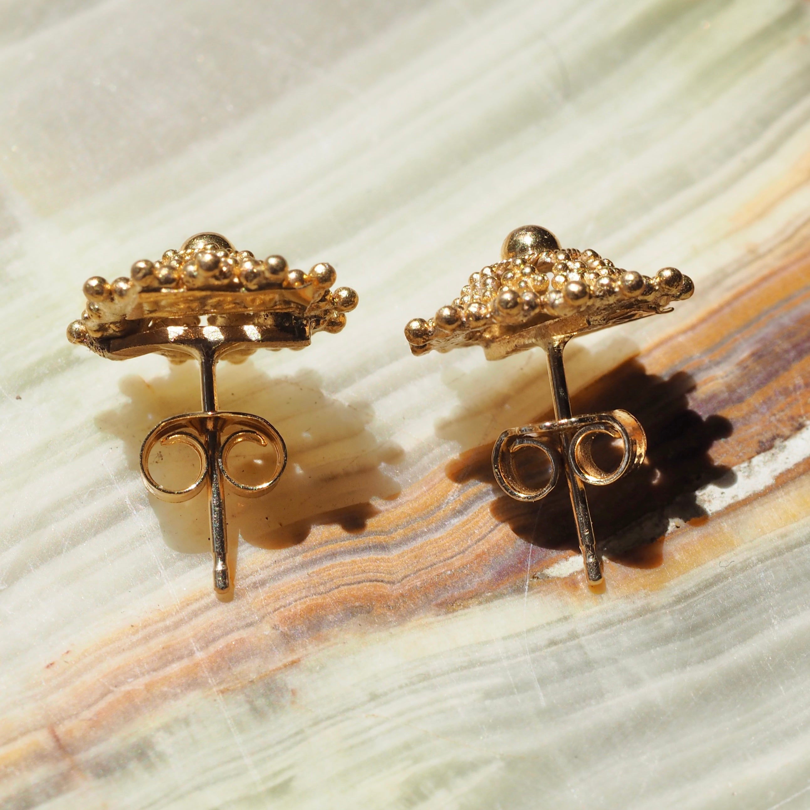 Vintage 22k Gold Indian Domed Stud Earrings