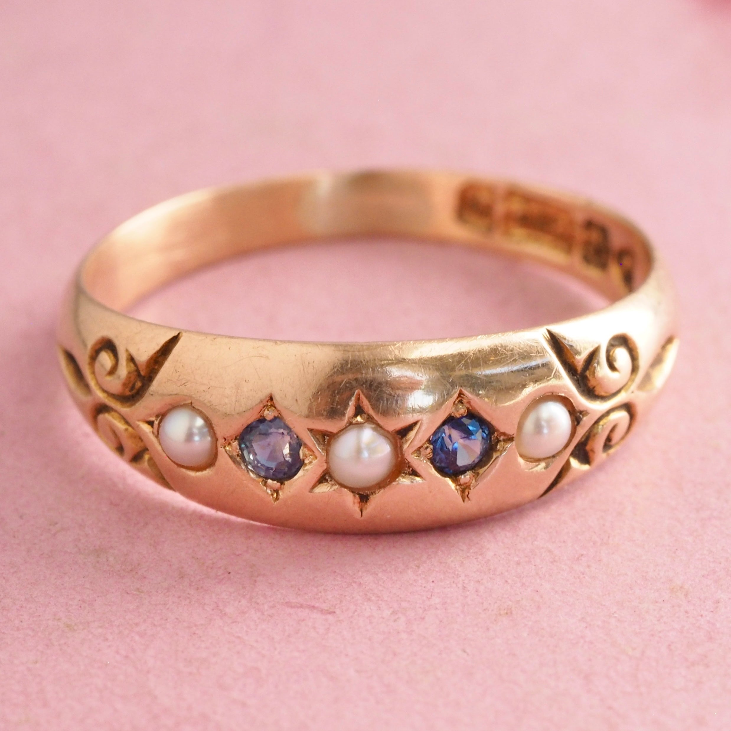 Antique Late Victorian 15k Gold Sapphire and Seed Pearl Flush Set Ring