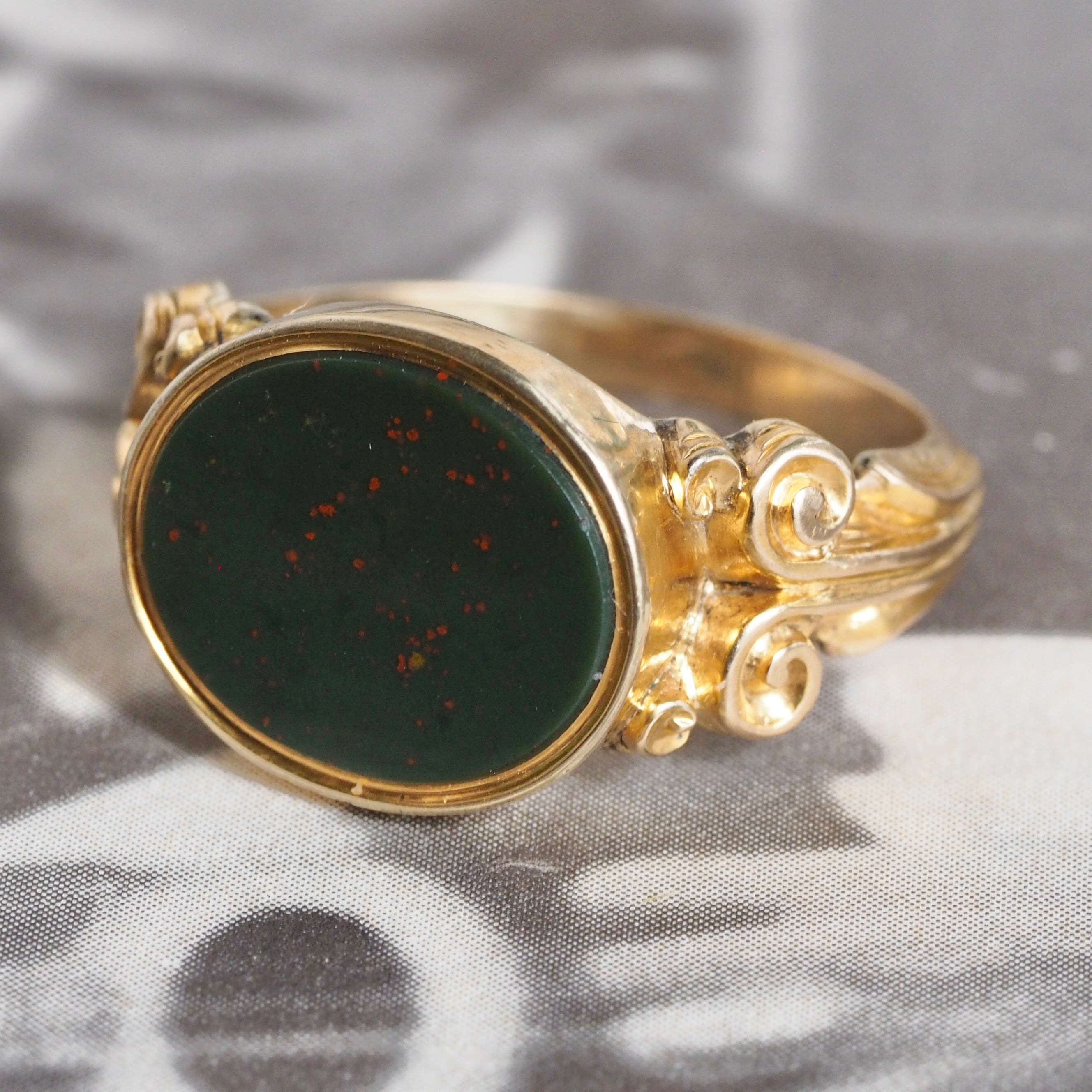 Antique Victorian 14k Gold Bloodstone Signet Ring