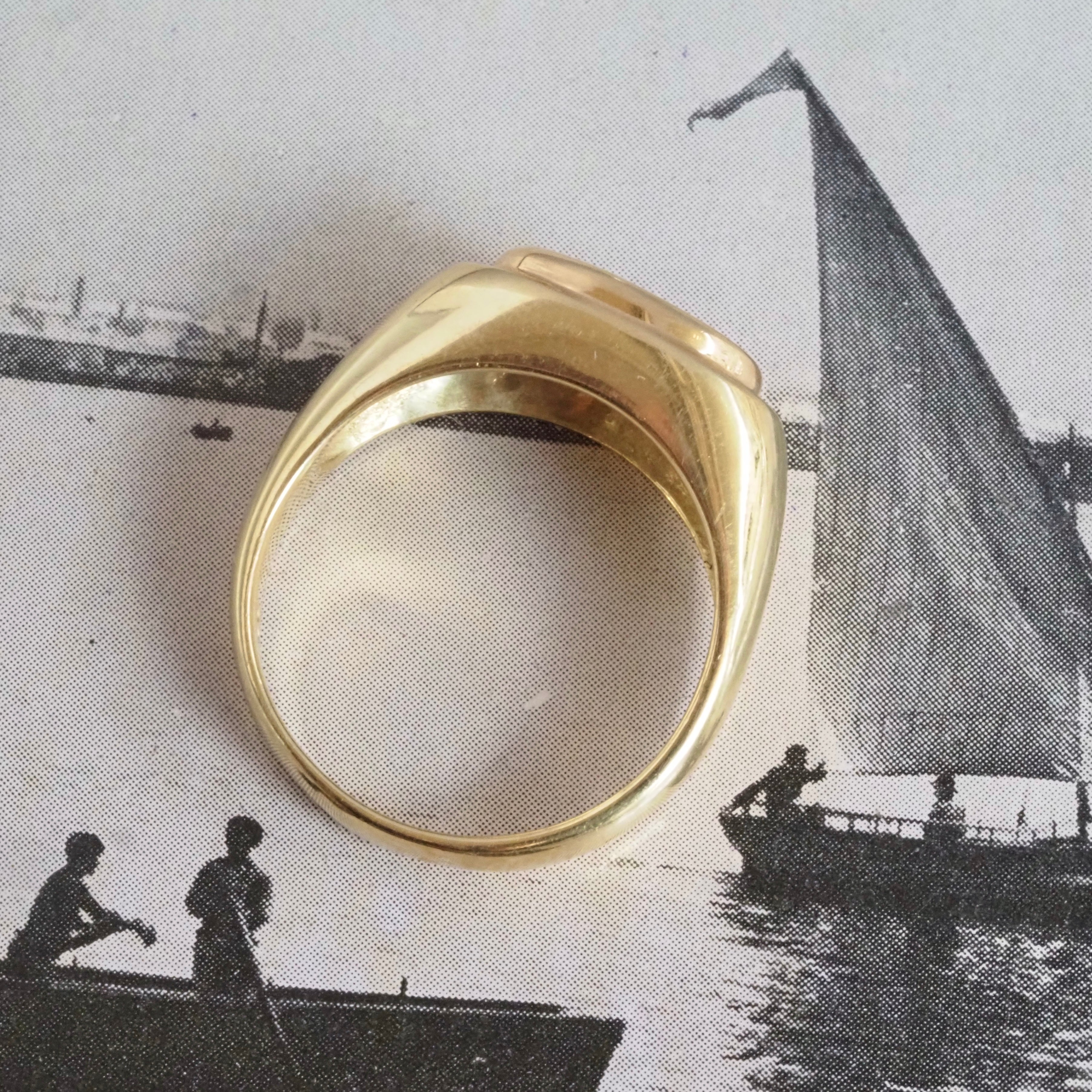 Vintage Natural Sapphire 18k Gold Signet Ring