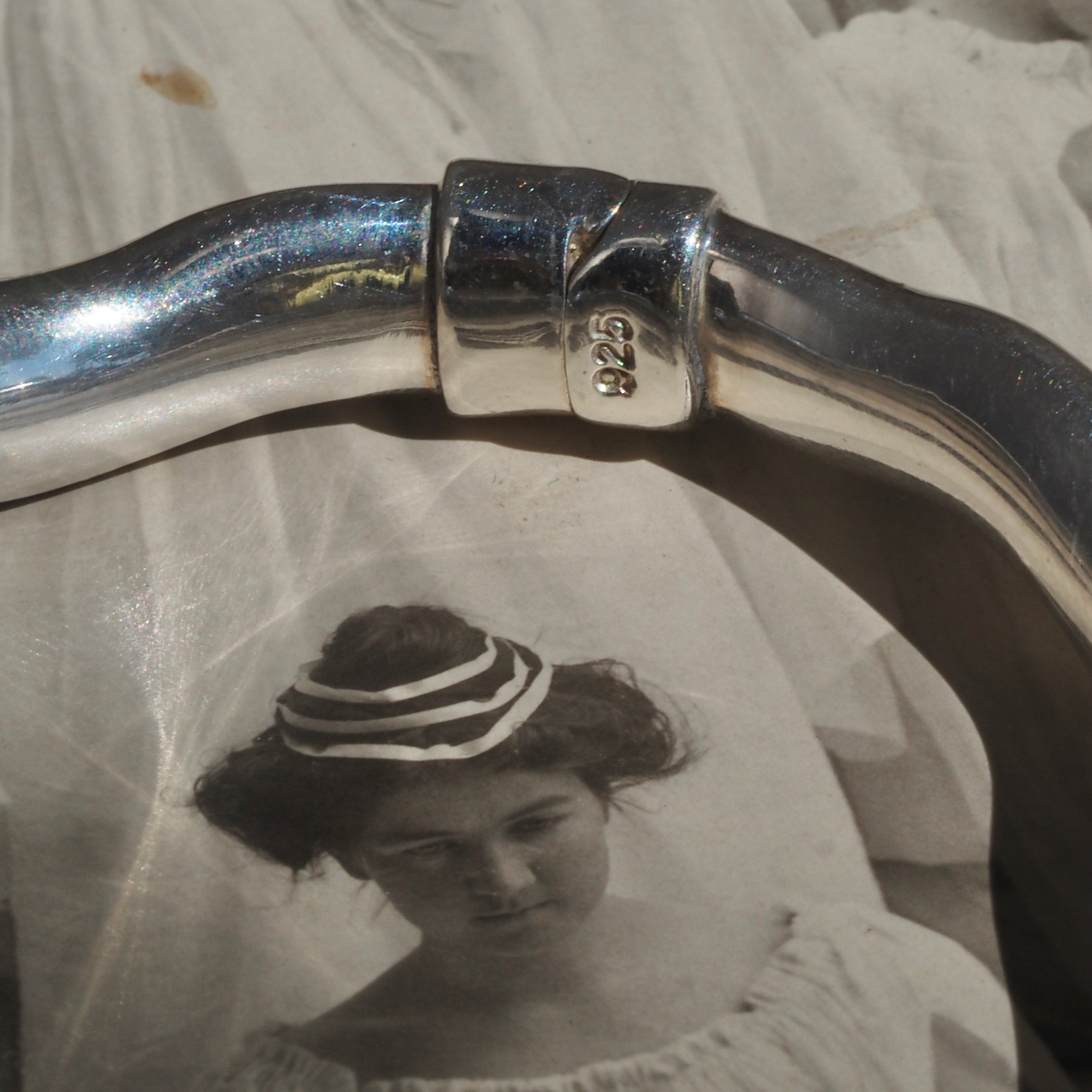 Vintage Sterling Silver Wavy Hinged Bangle Bracelet