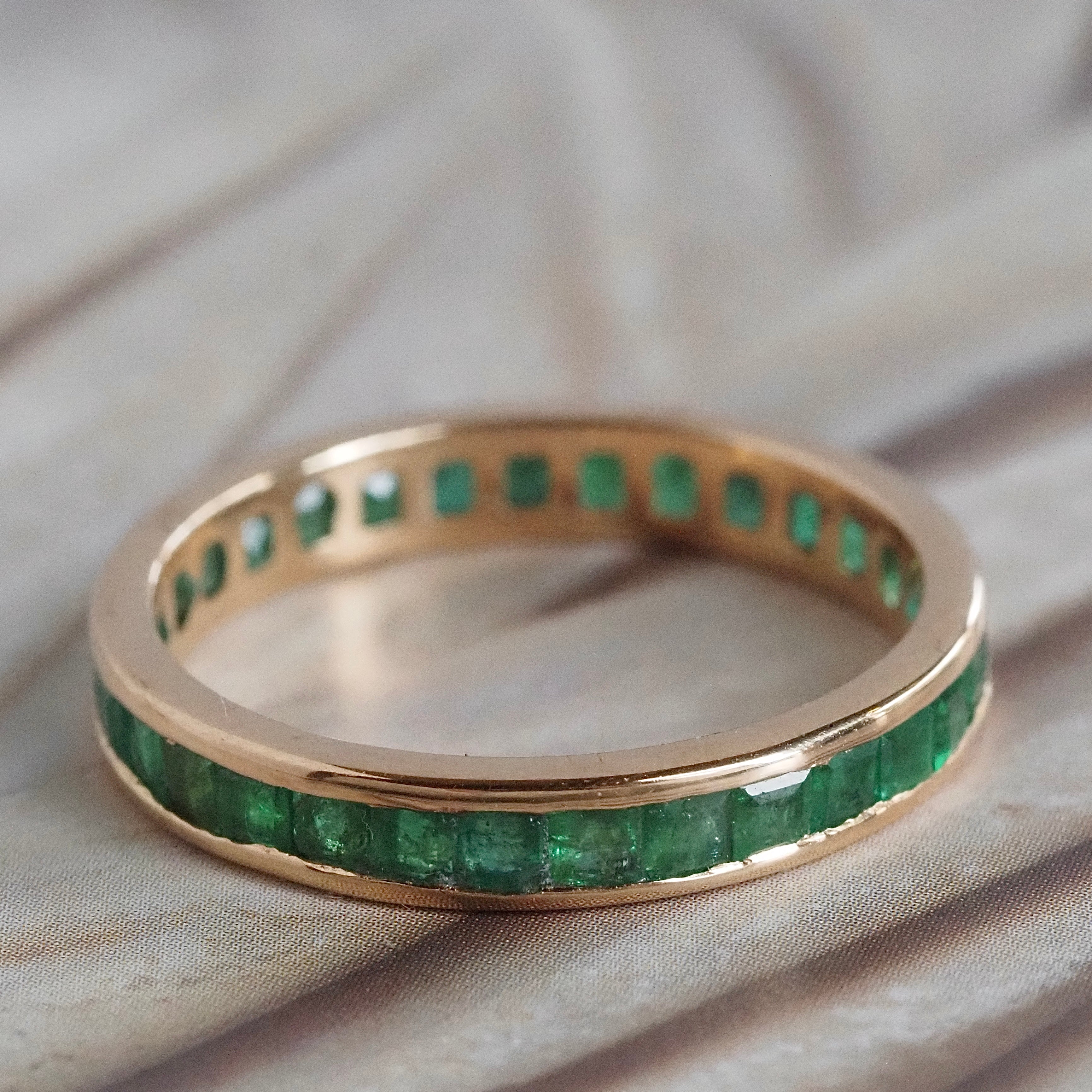 Vintage 14k Gold Emerald Eternity Band