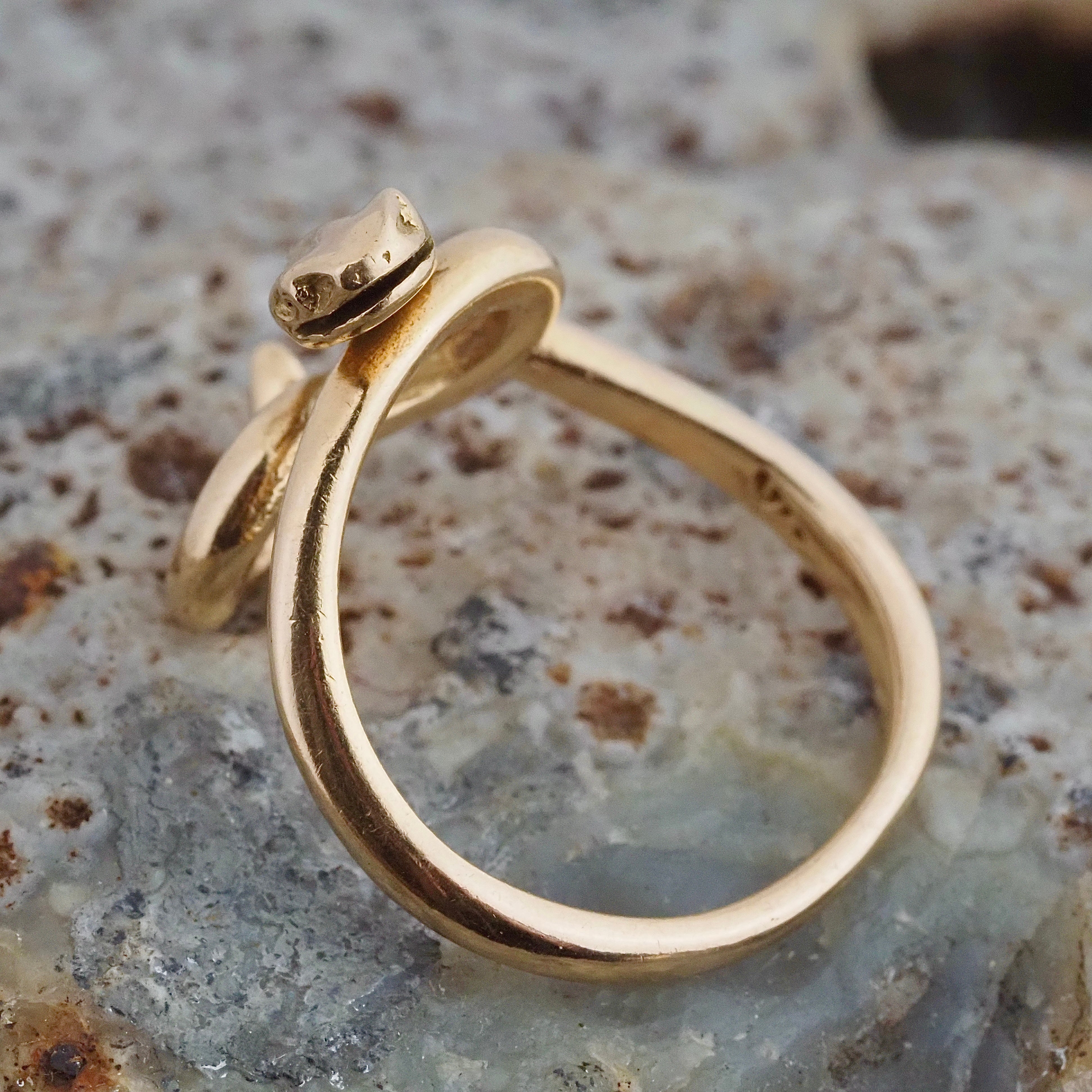 Vintage 14k Gold Snake Ring