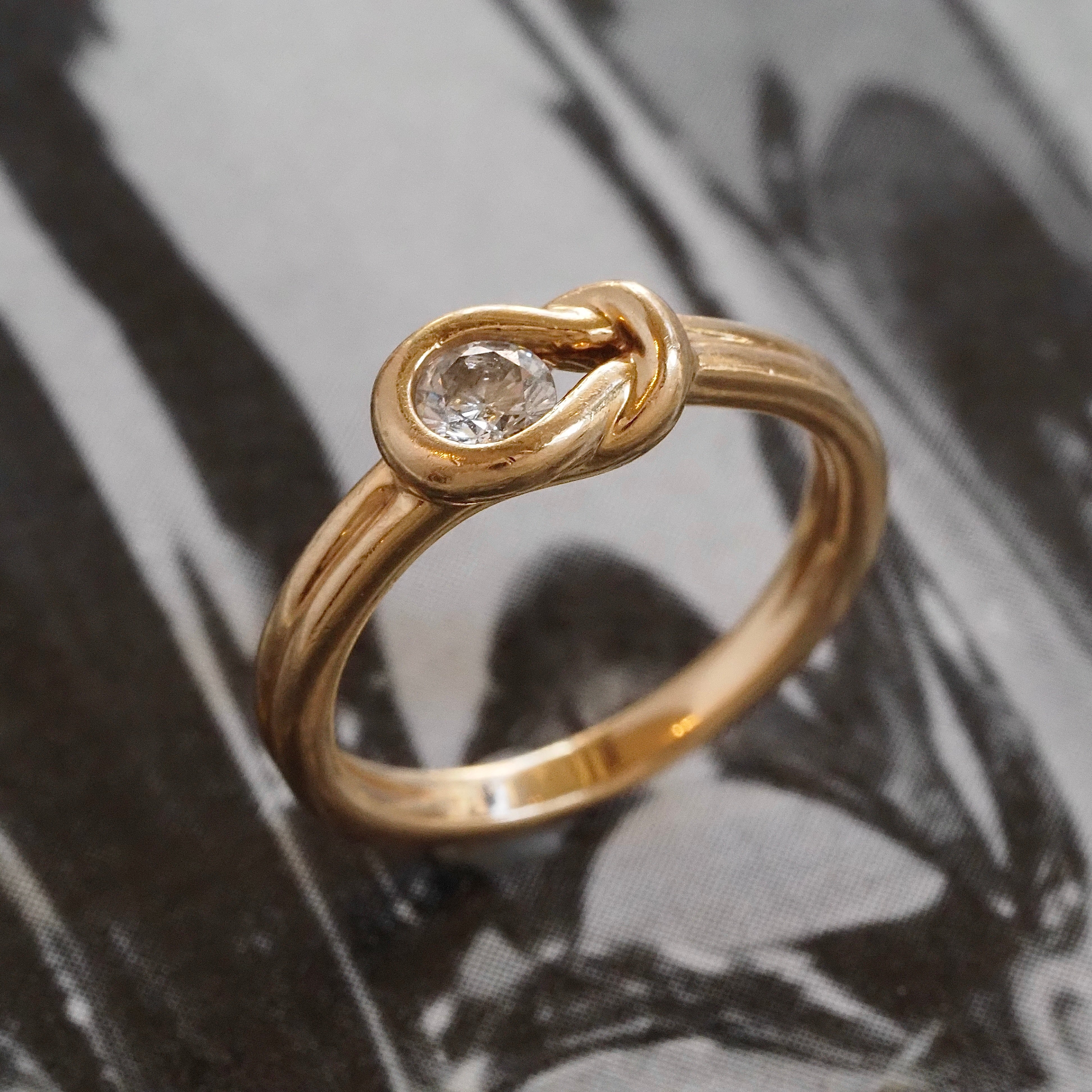 14k Gold Diamond Knot Band