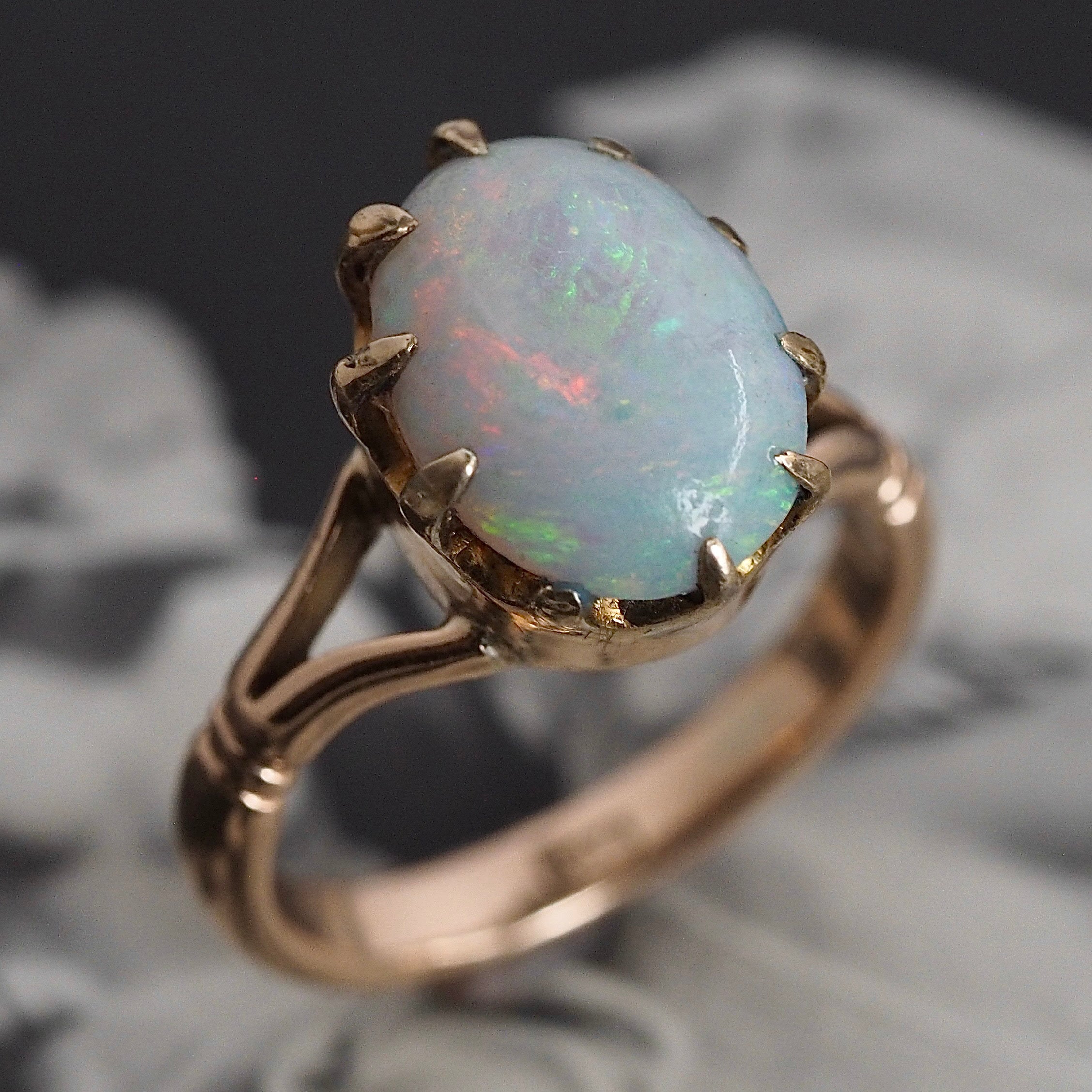 Antique Victorian English 9k Gold Opal Ring