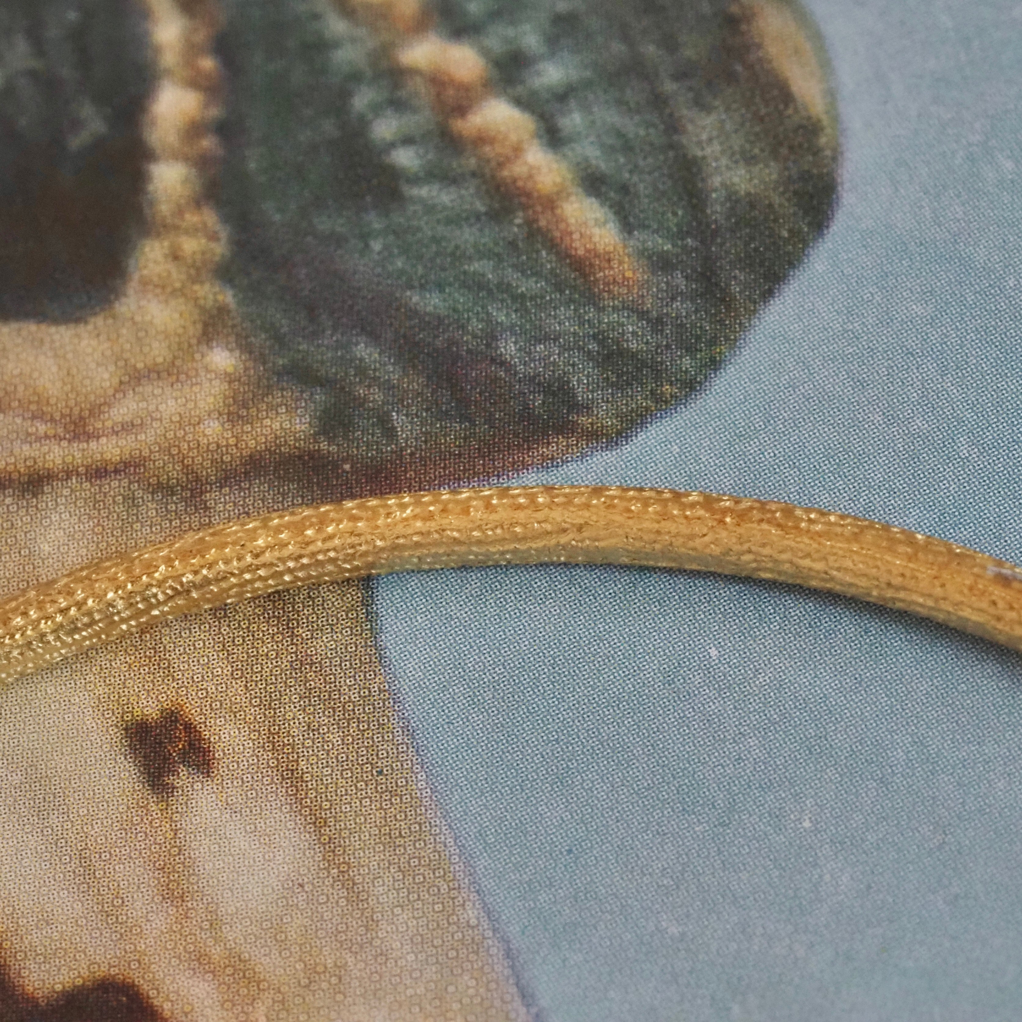 Vintage 18k Gold Textured Bangle
