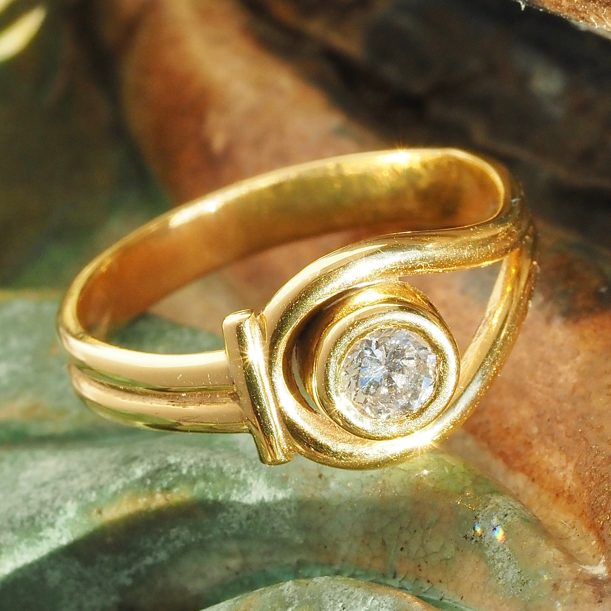 Vintage Portuguese Diamond Loop 19k Gold Ring