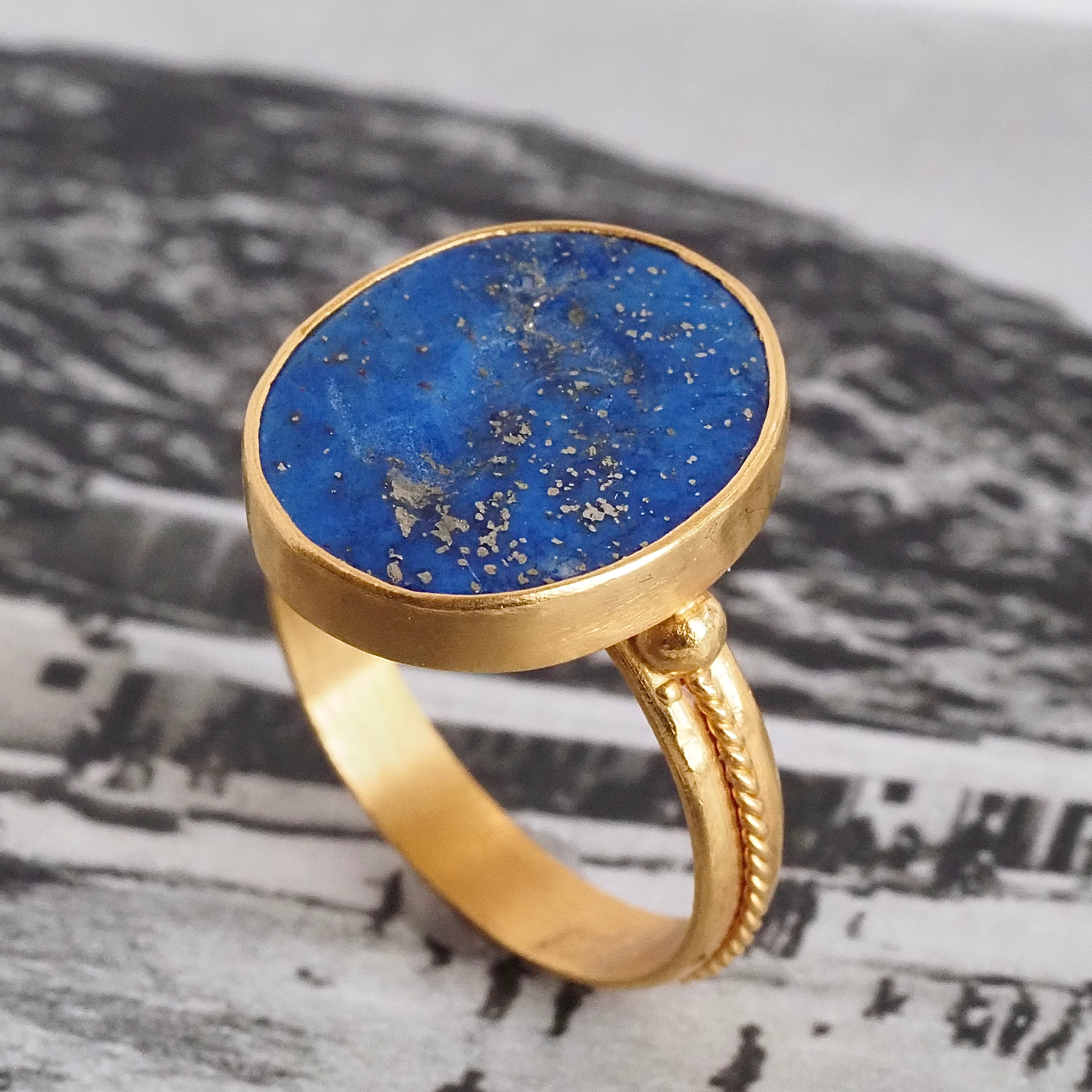 Vintage 22k Gold Lapis Goat Intaglio Ring