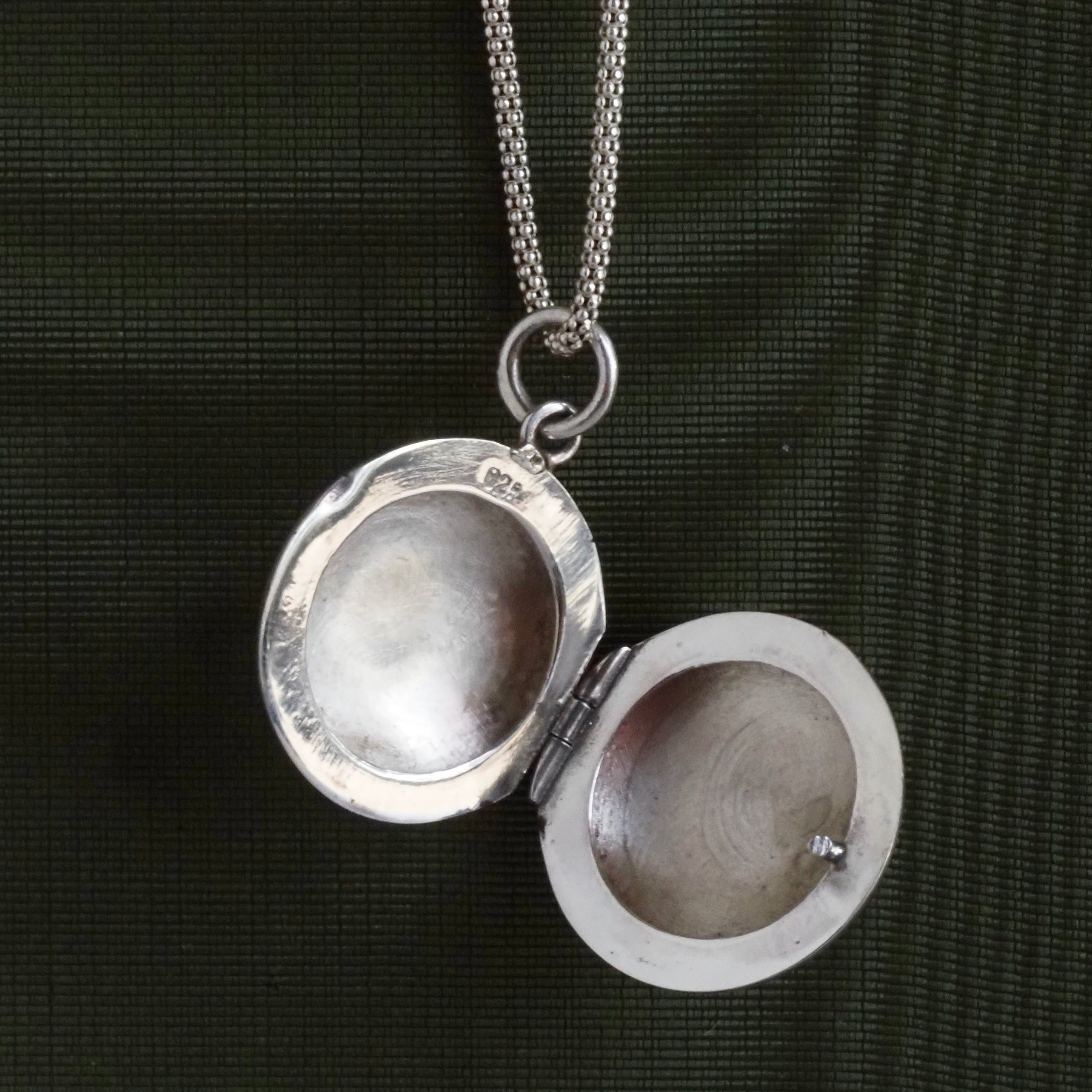 Vintage Sterling Silver Puffy Locket with Popcorn Chain