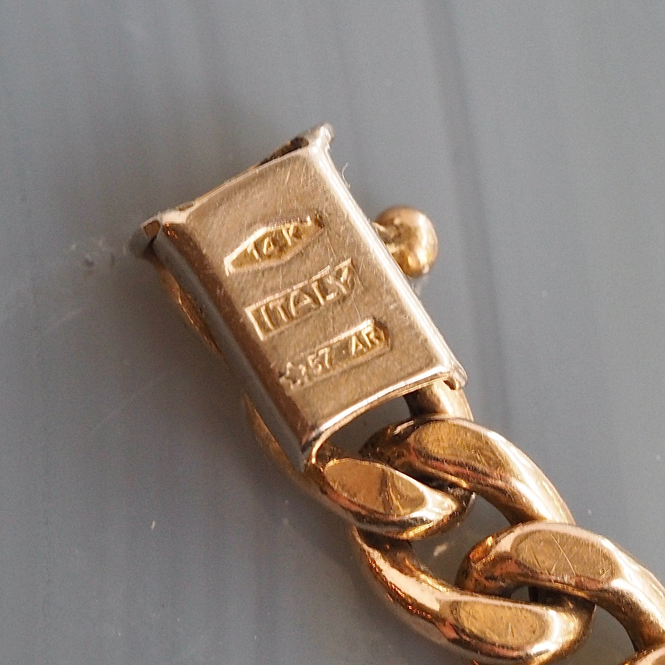 Vintage 14k Gold Italian Figaro 7.75" Bracelet