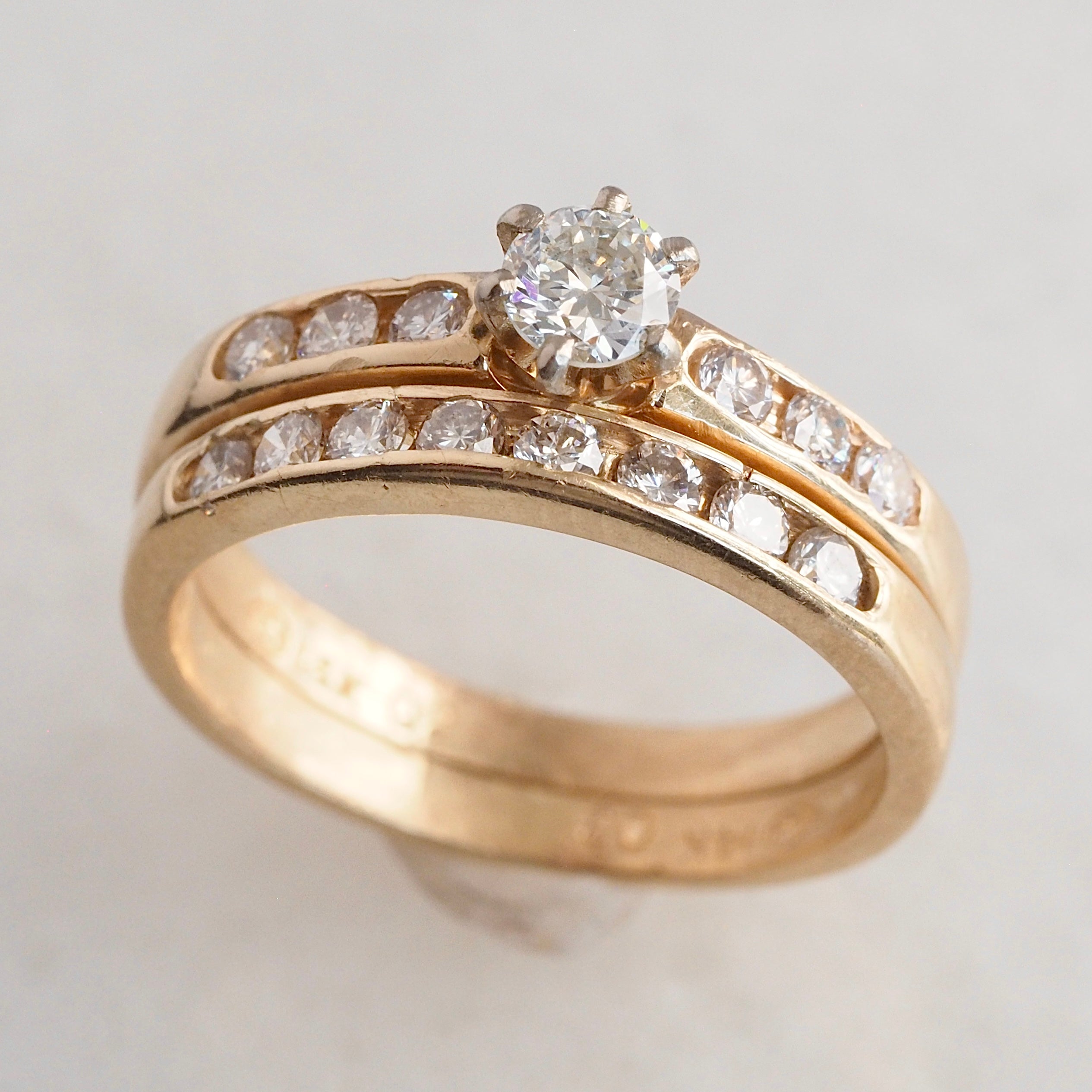 Vintage 14k Gold Round Brilliant Cut Diamond Ring Set