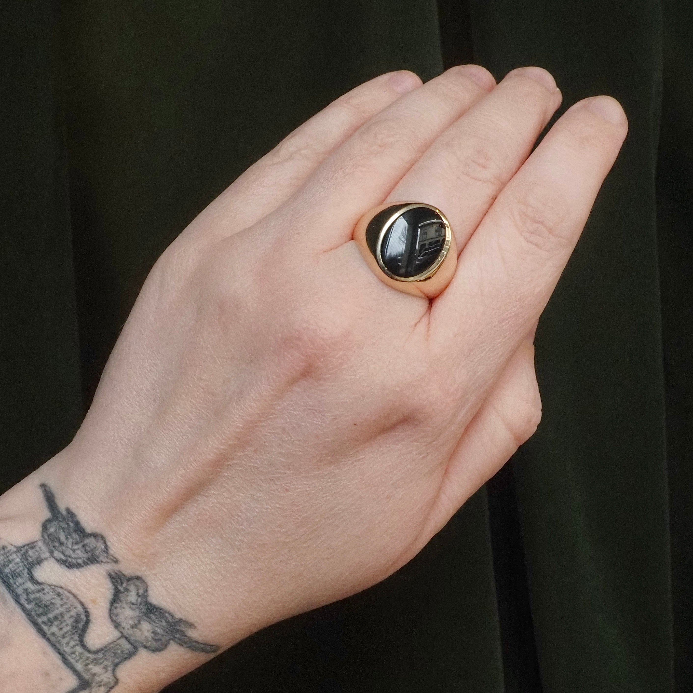 Vintage Onyx 10k Gold Signet Ring