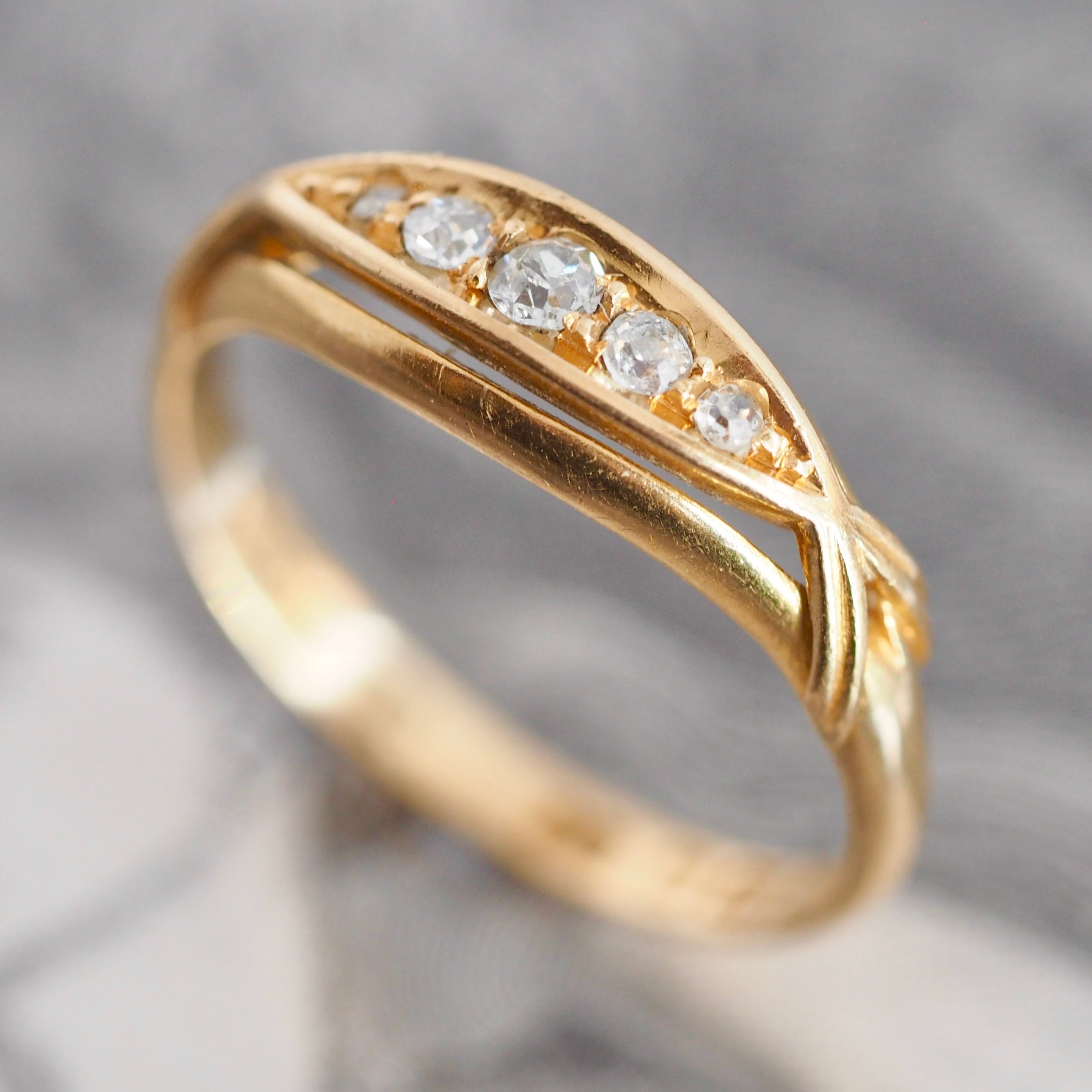 Antique Edwardian c. 1910 18k Gold Old Mine Cut Diamond Boat Ring