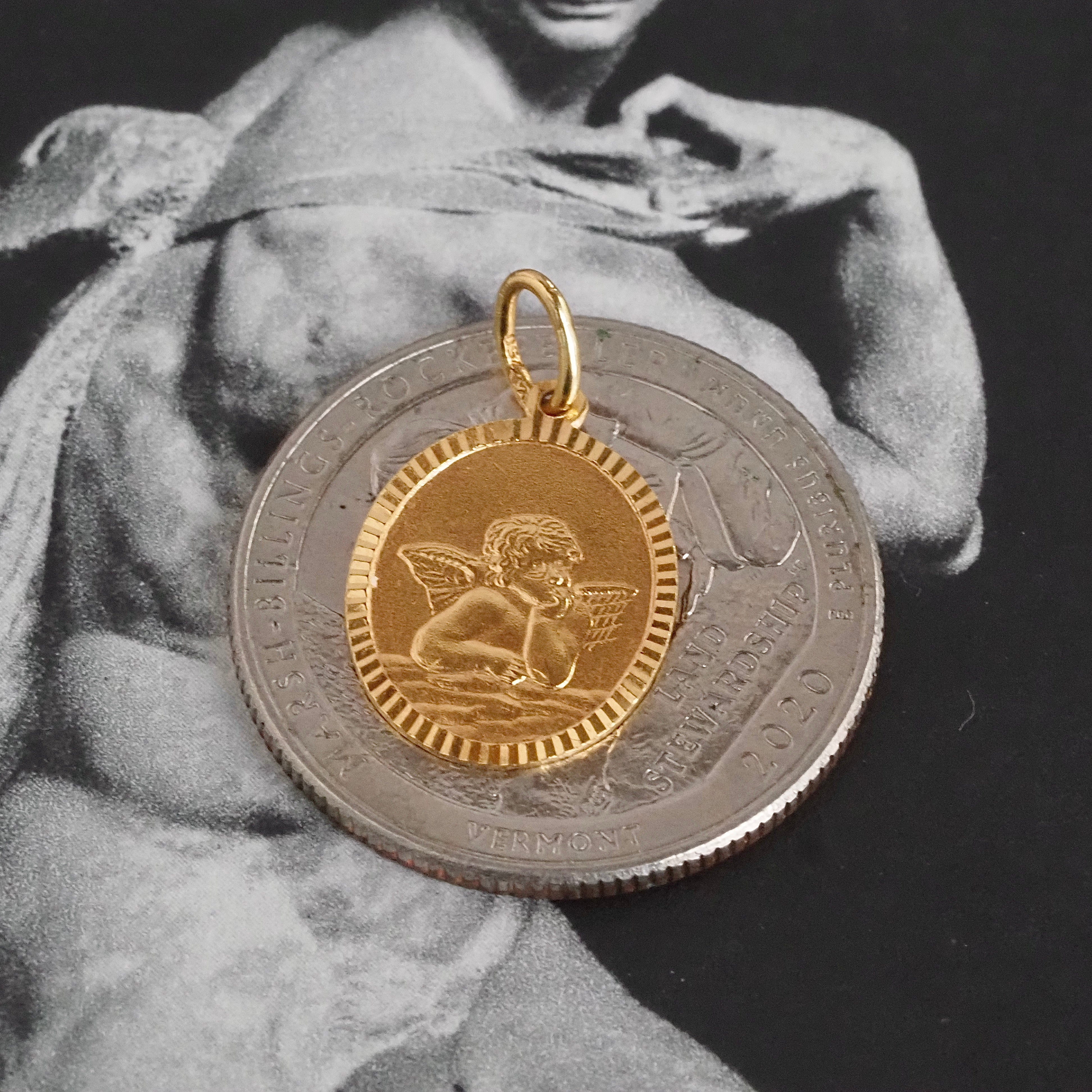 Vintage Guardian Angel 18k Gold Charm