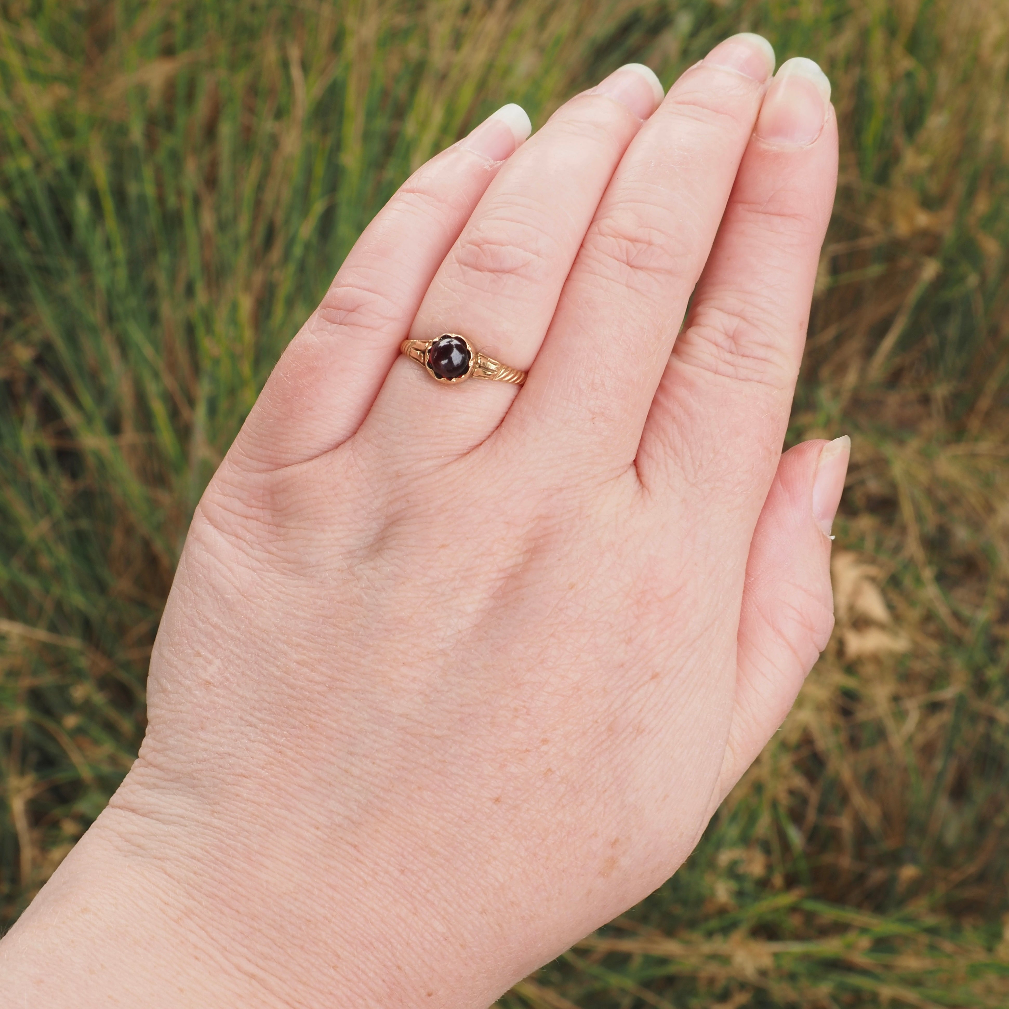 Antique Victorian Garnet 14k Gold Ring