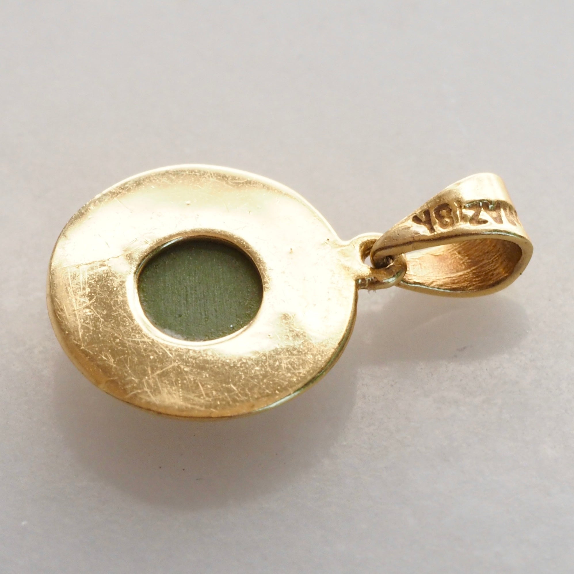 Vintage 18k Gold Ancient Style Lava Cameo Pendant