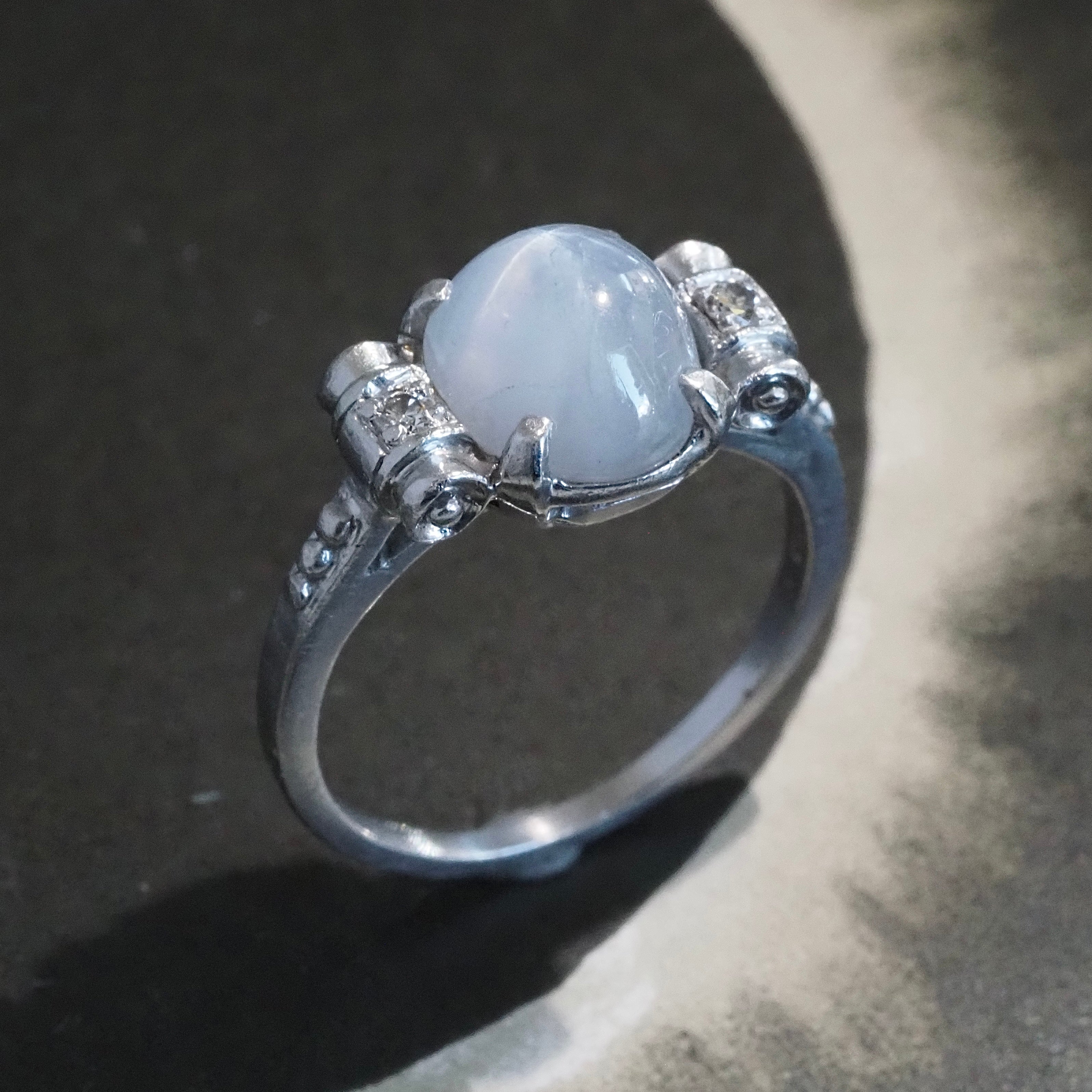 Vintage Mid-Century Platinum Natural Grey Blue Star Sapphire Ring