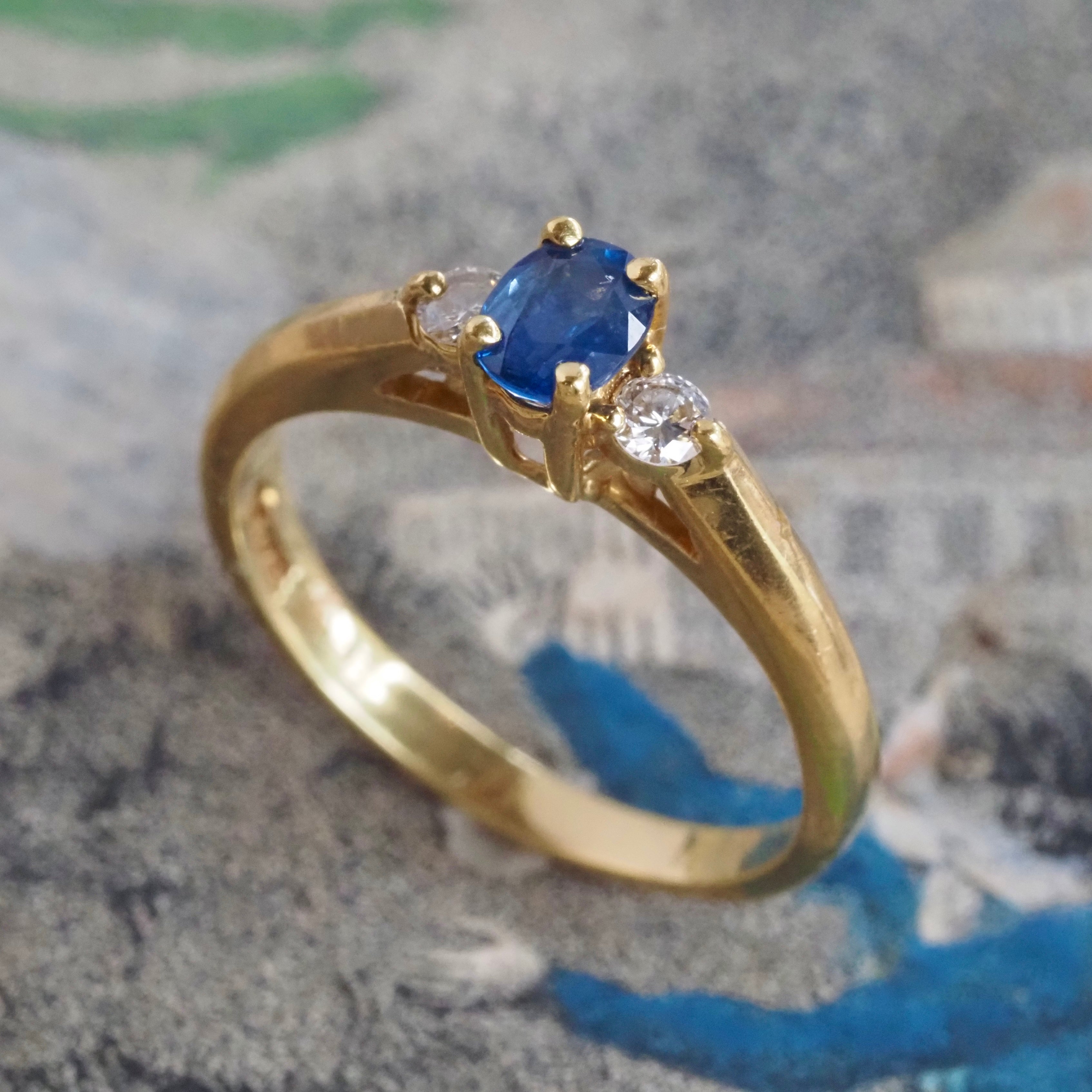 Vintage Cornflower Sapphire and Diamond 18k Gold Engagement Ring