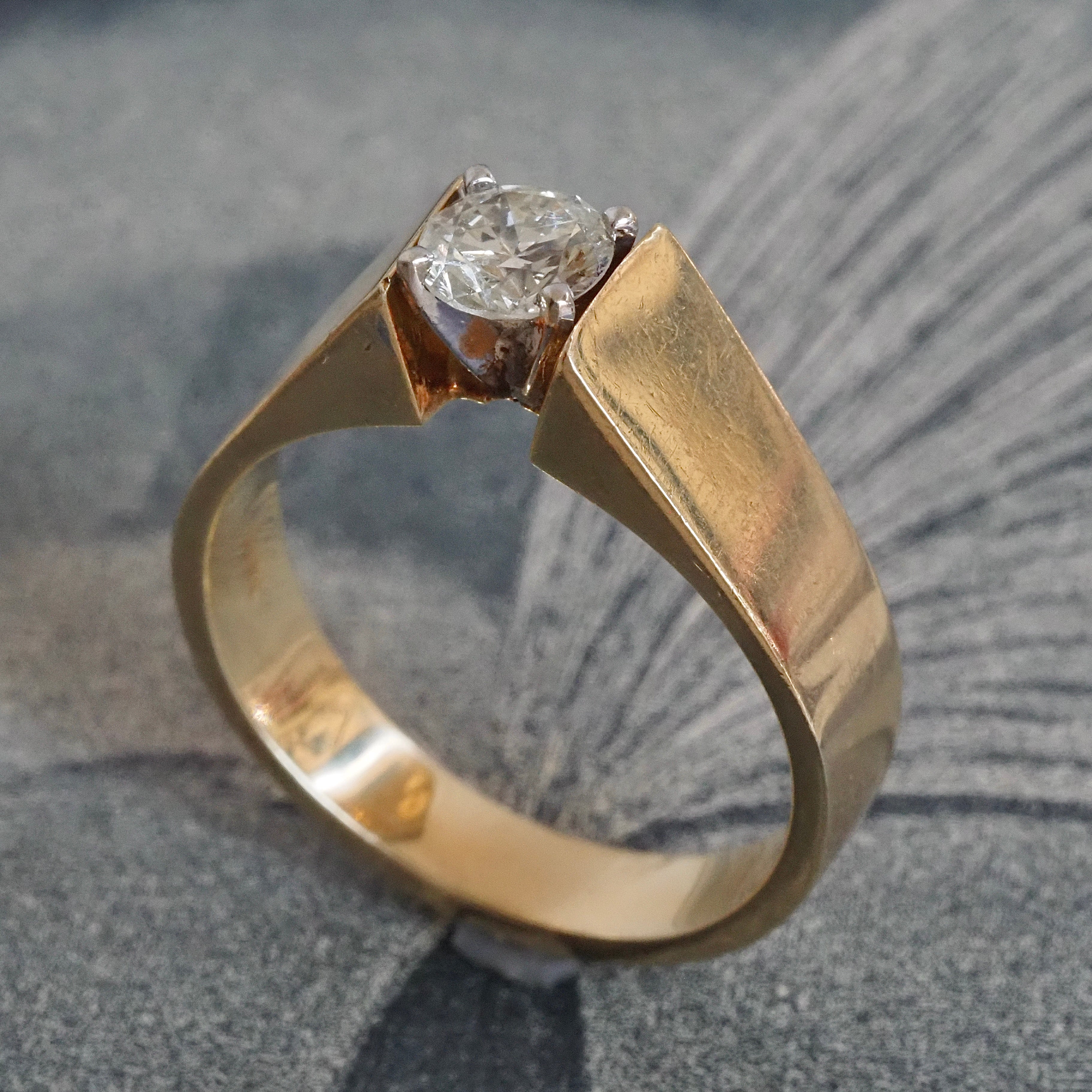 Vintage Modernist 14k Gold Diamond Solitaire Engagement Ring