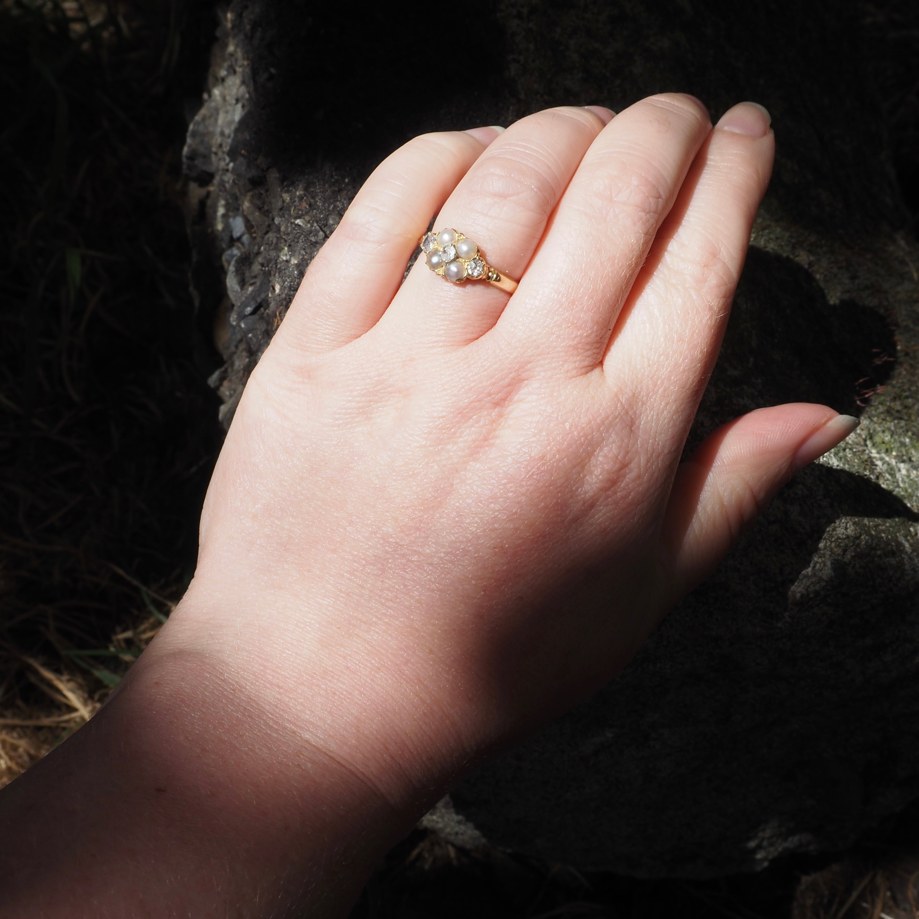 Early Victorian English Natural Grey Pearl Old Mine Cut Diamond Cluster 18k Gold Ring