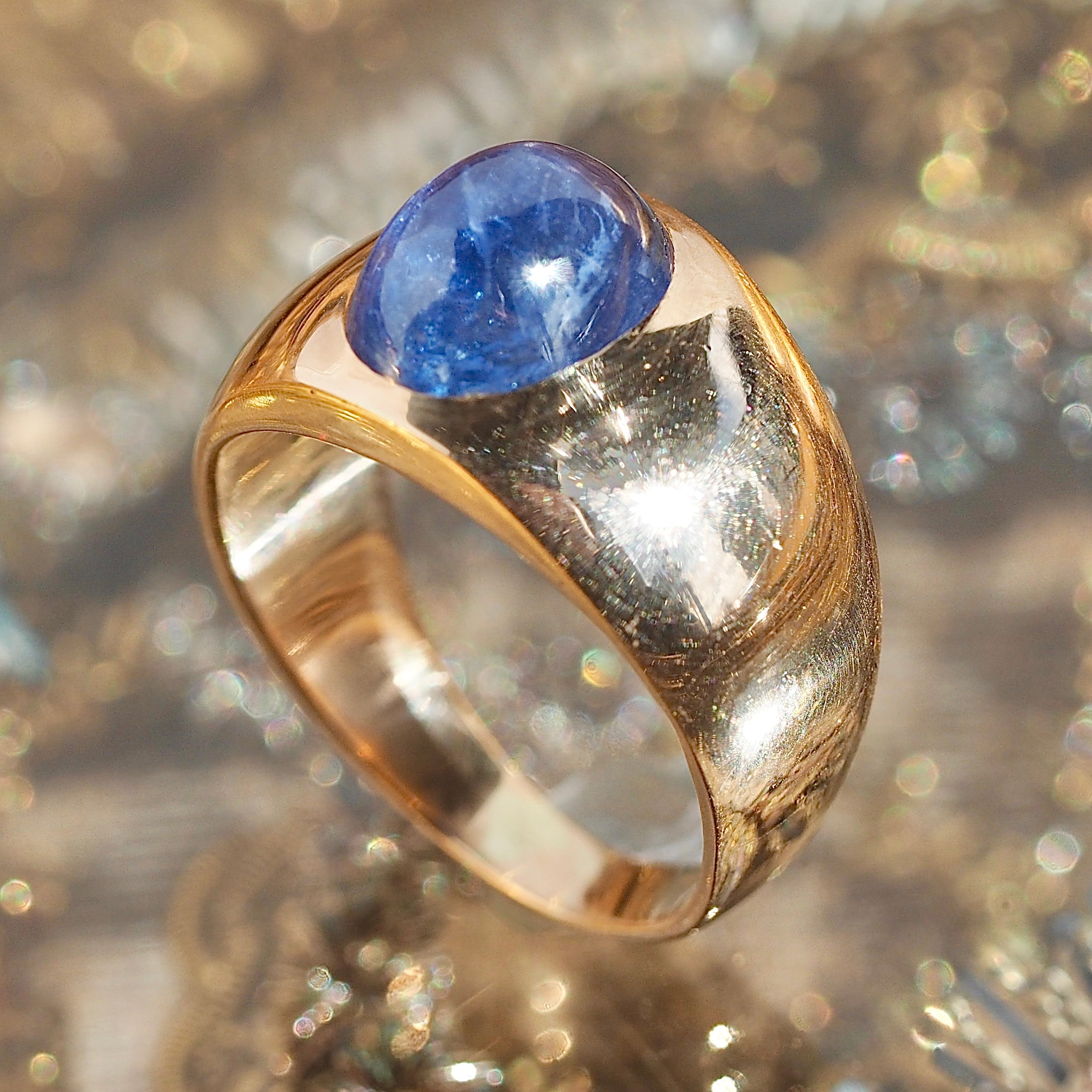 Vintage 14k Gold Natural Sapphire Sugarloaf Cabochon Ring