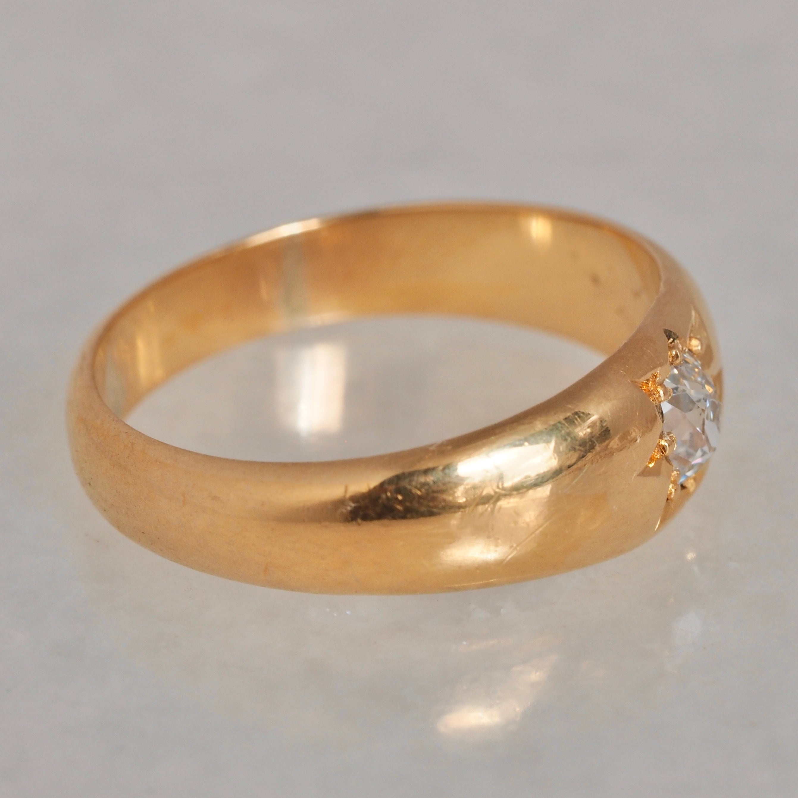 Antique English 18k Gold Old Mine Cut Diamond Ring