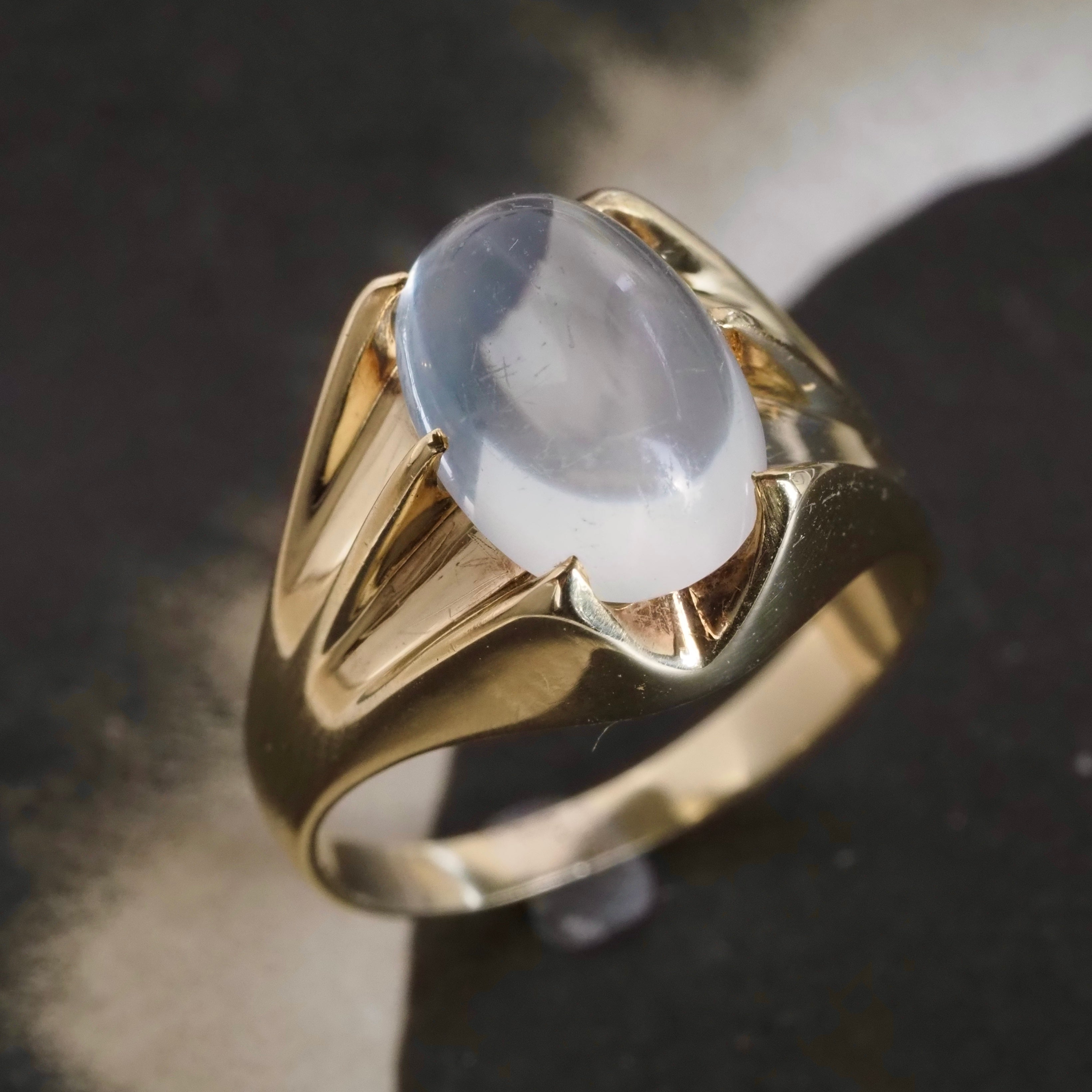 Vintage Moonstone 14k Gold Belcher Set Ring