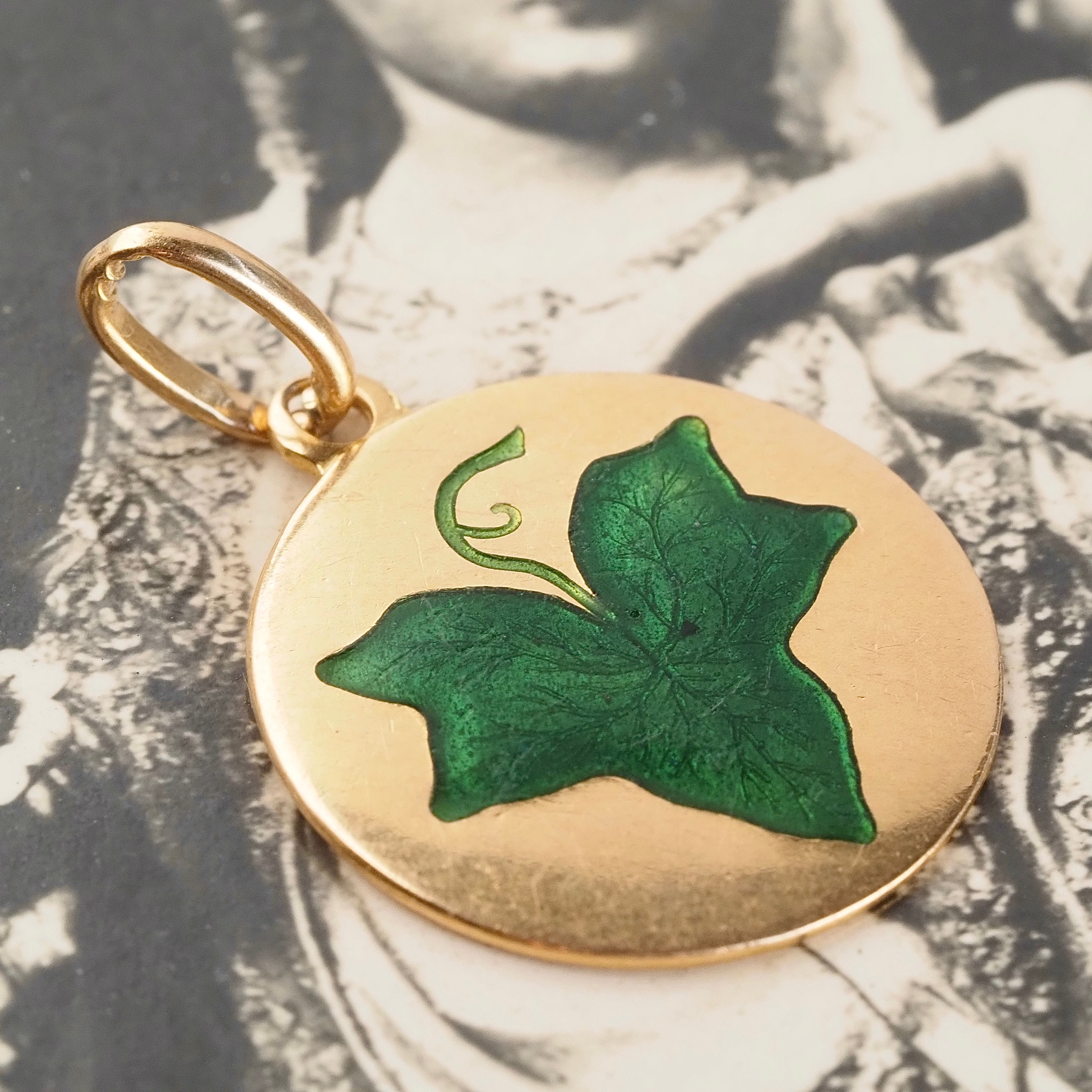 Antique Enamel Ivy 18k Gold Pendant